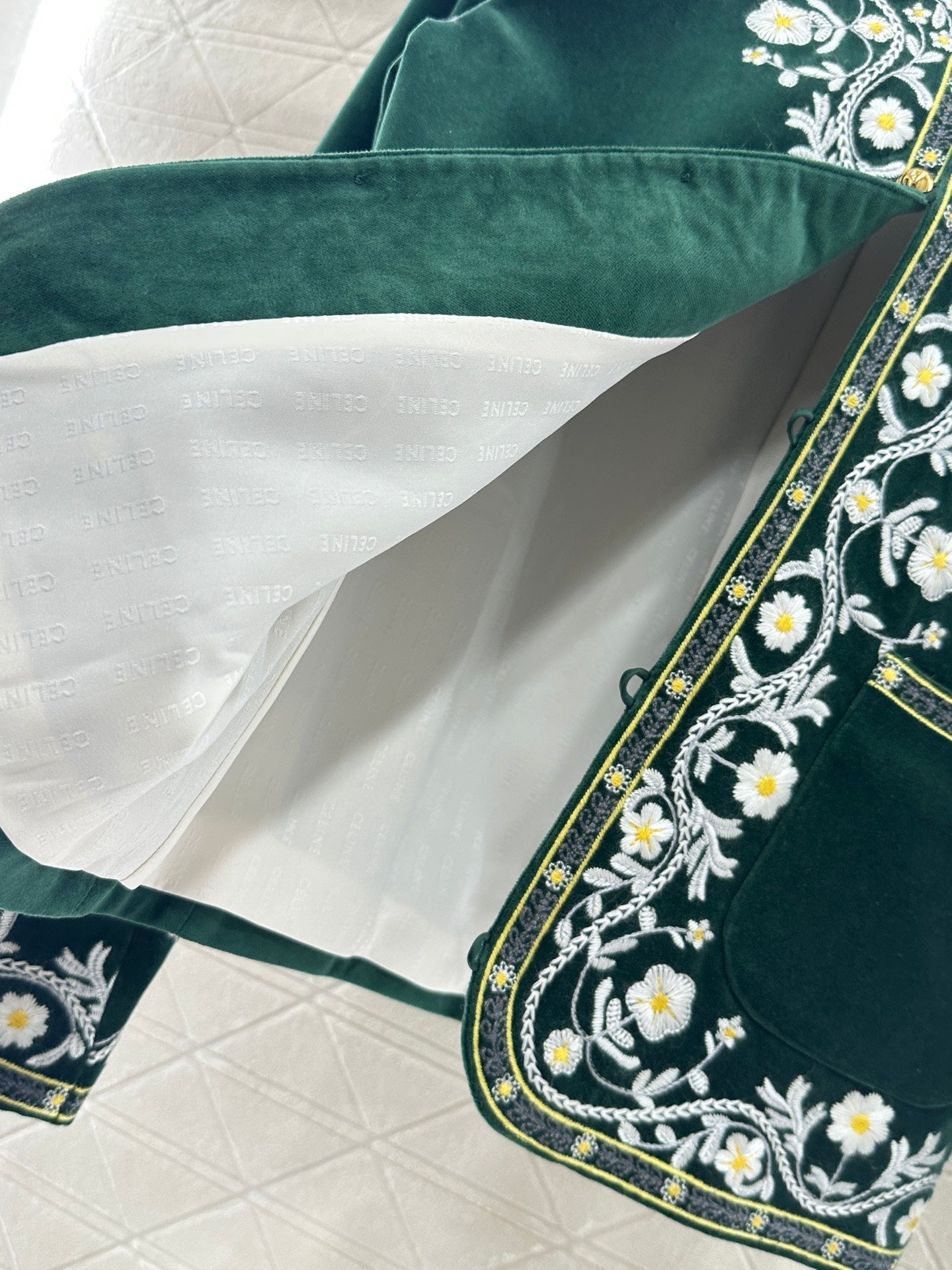 2025 new product Velvet embroidered jacket