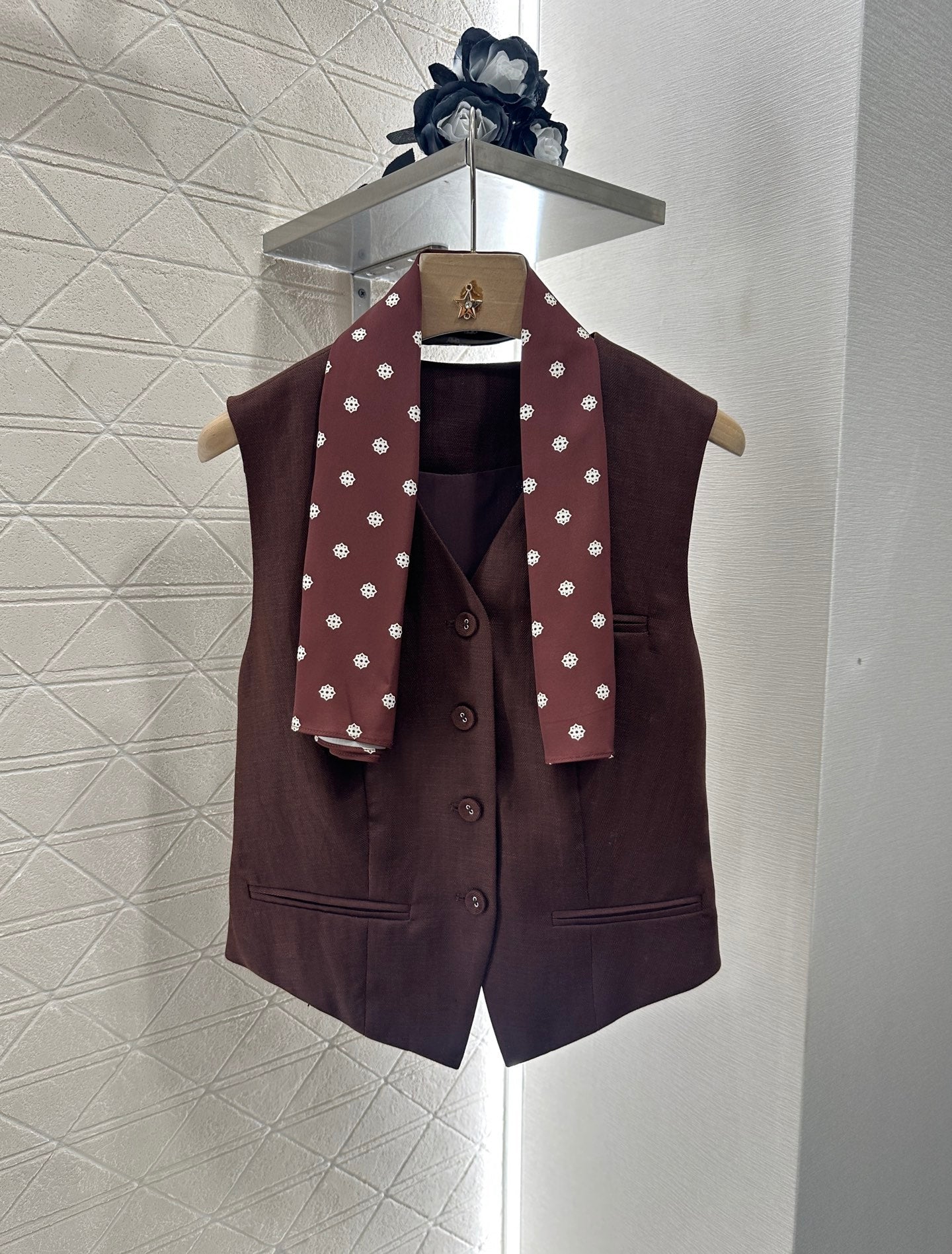 2025 new product Scarf vest trousers suit