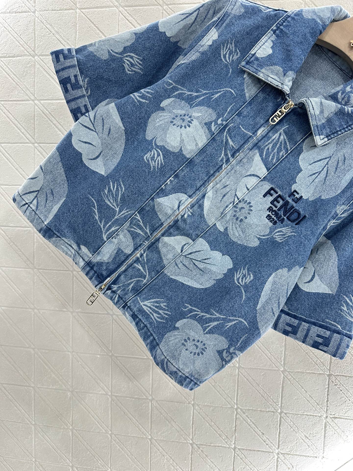 2025 new product Denim jacket and shorts set