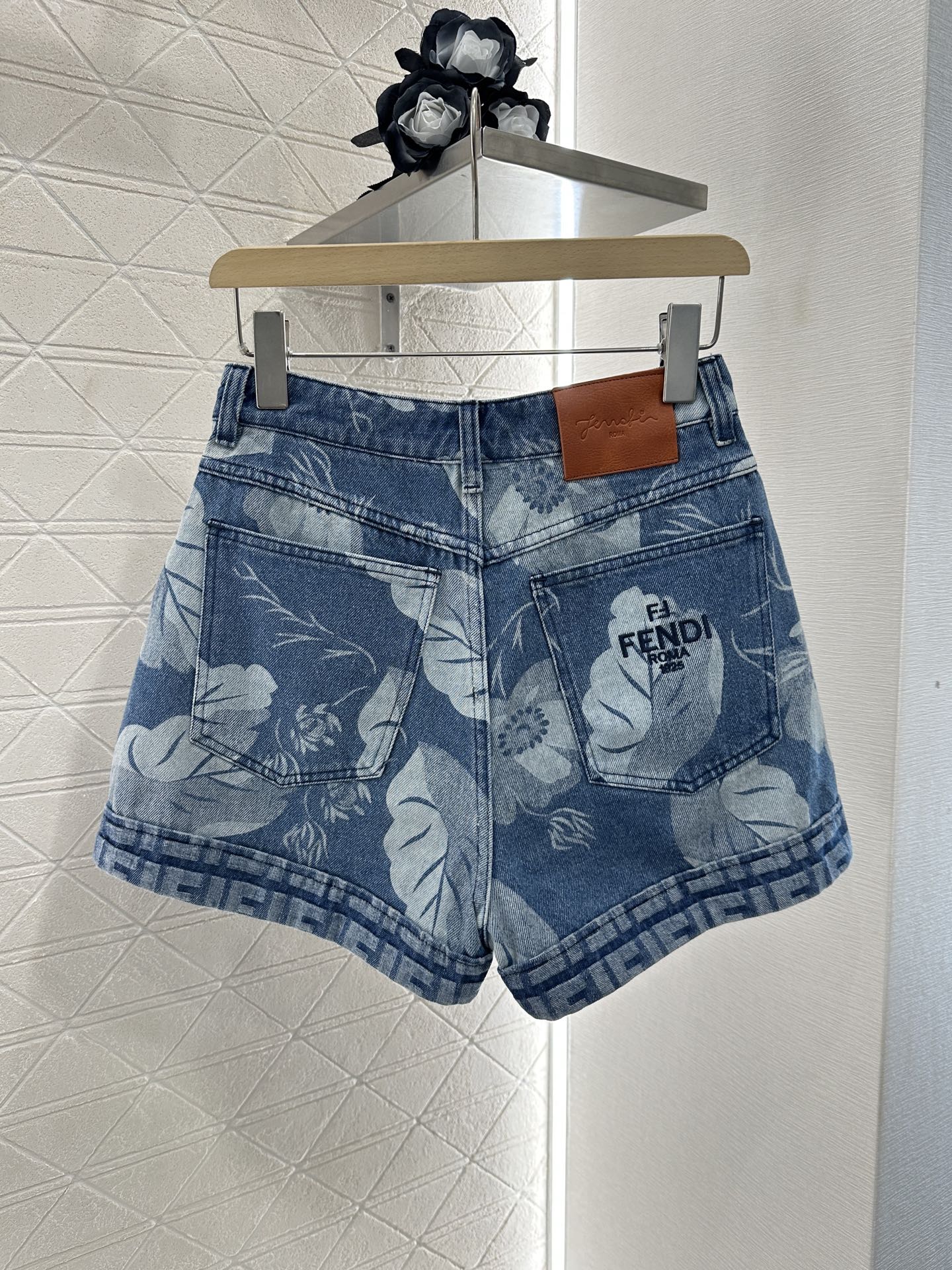 2025 new product Denim jacket and shorts set