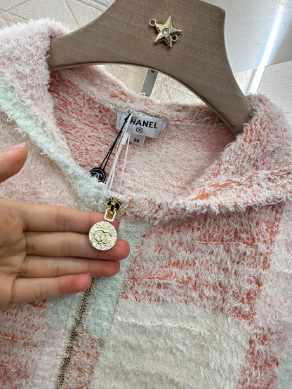 2025 new product Hooded knitted vest