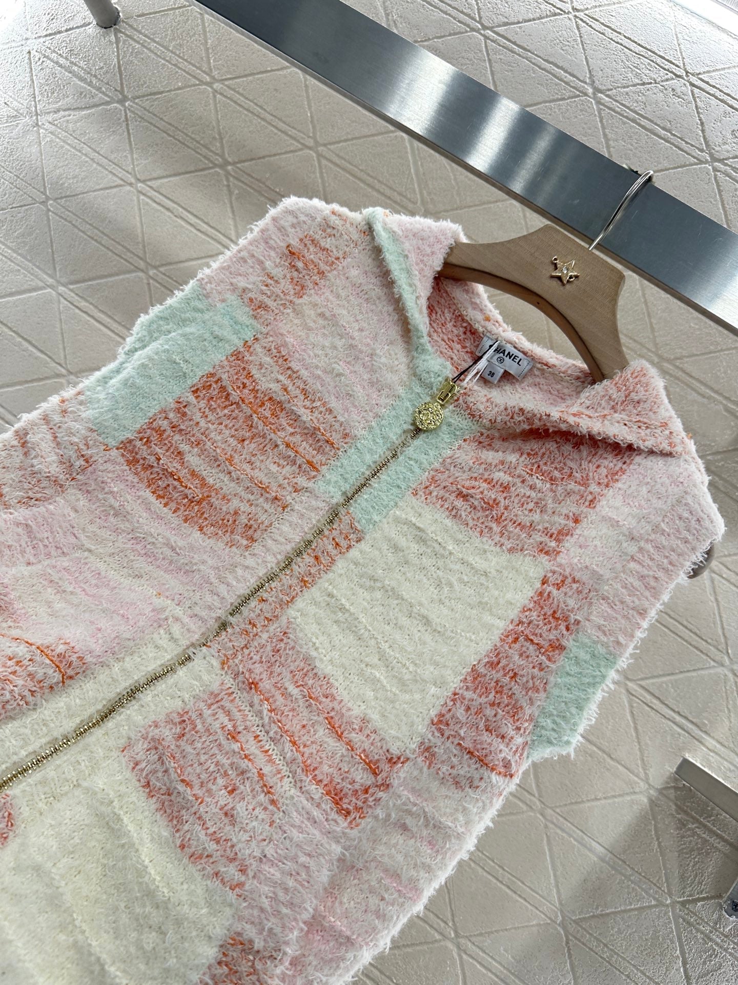 2025 new product Hooded knitted vest