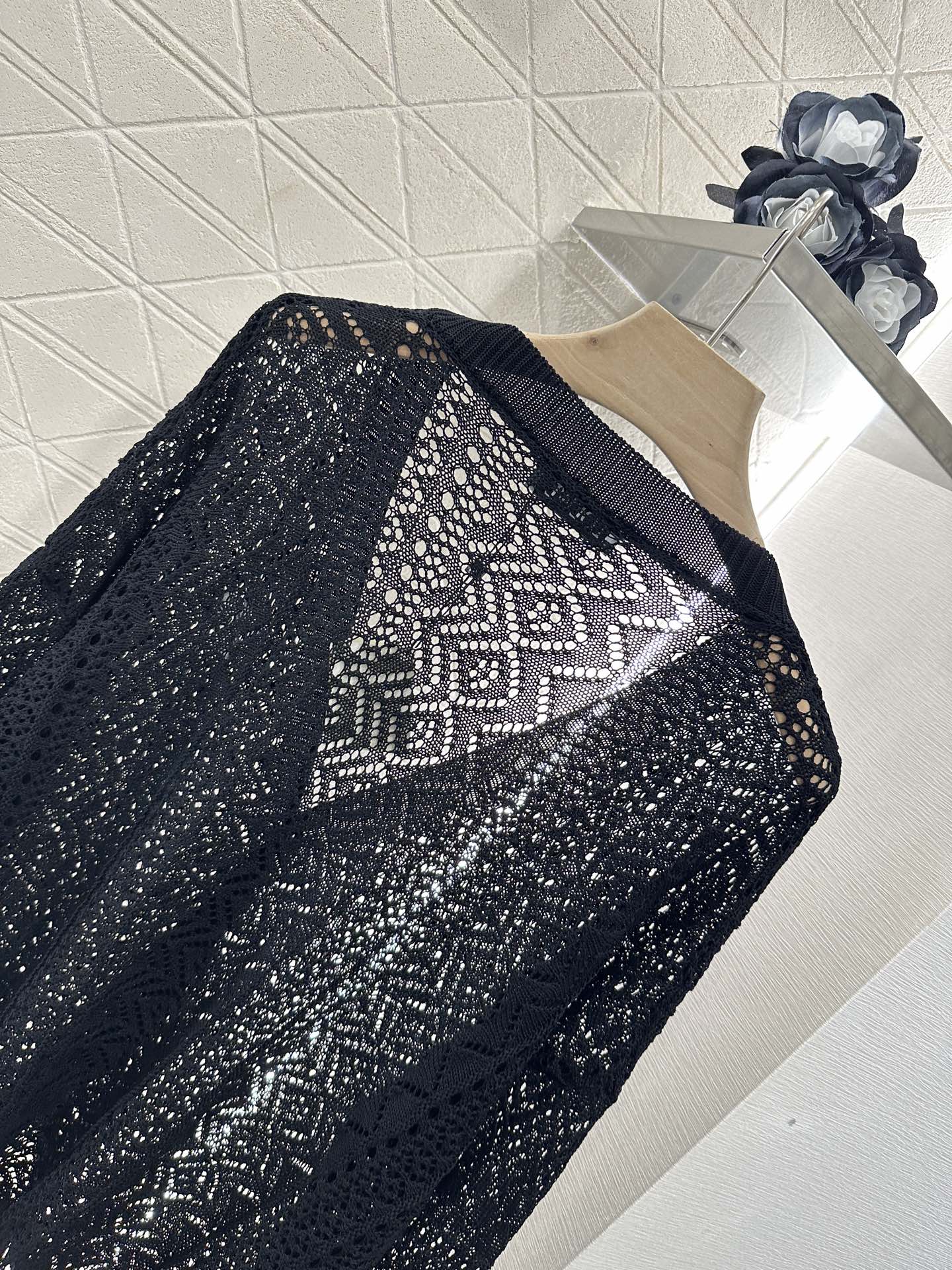 2025 new product Hollow cardigan and skirt set