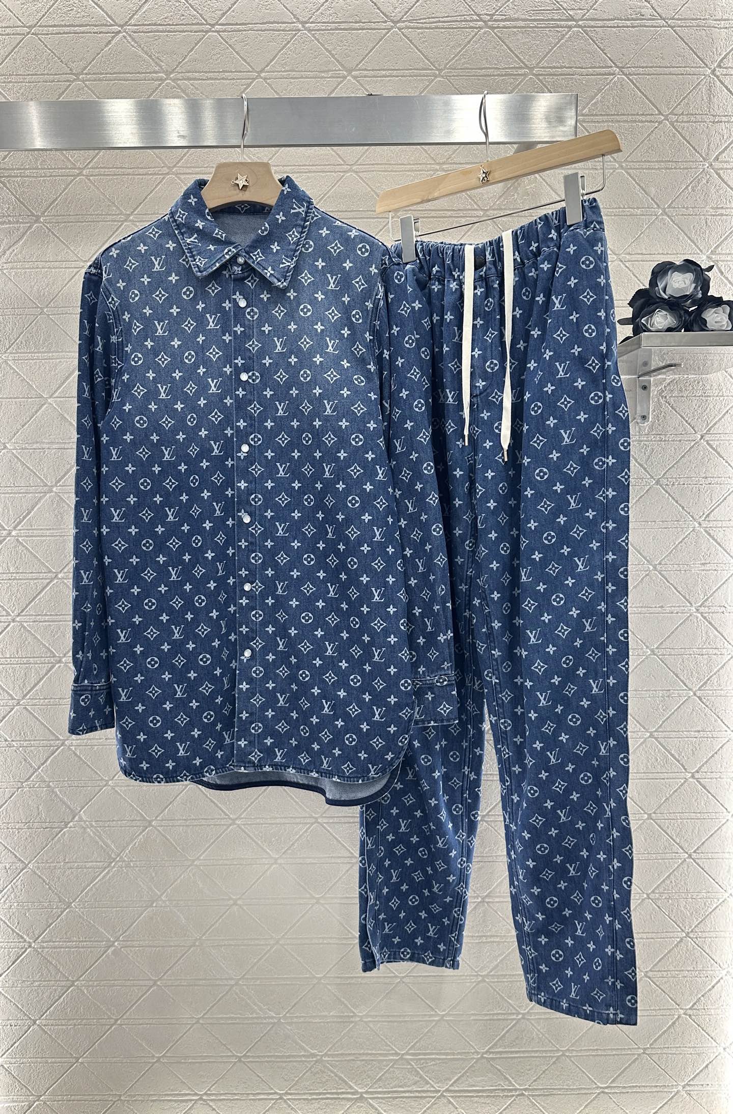 2025 new products Shirt, jeans and trousers set