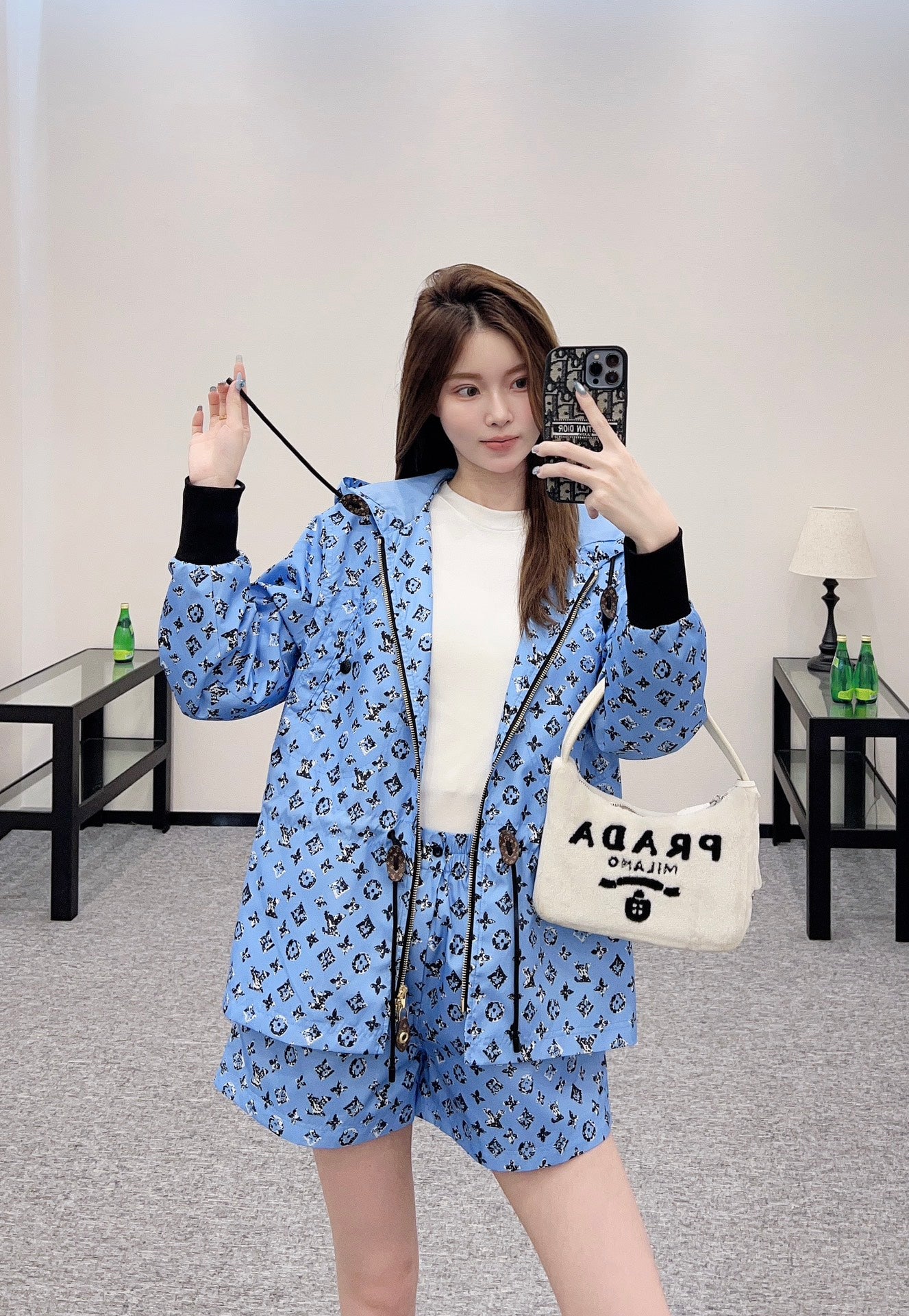 New Arrival Hooded Jacket and Shorts Set