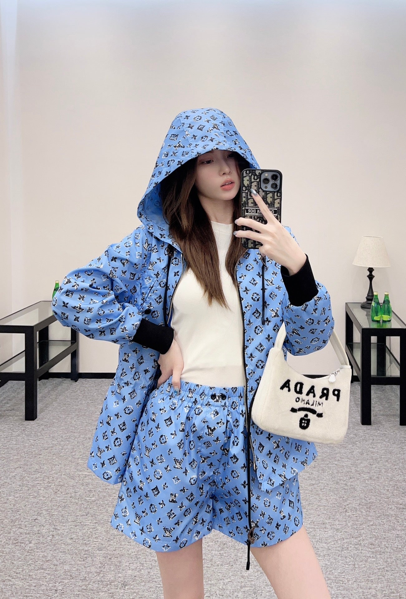 New Arrival Hooded Jacket and Shorts Set