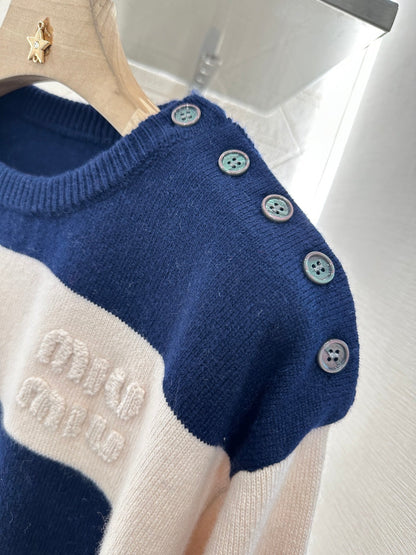 new product Striped crew neck sweater