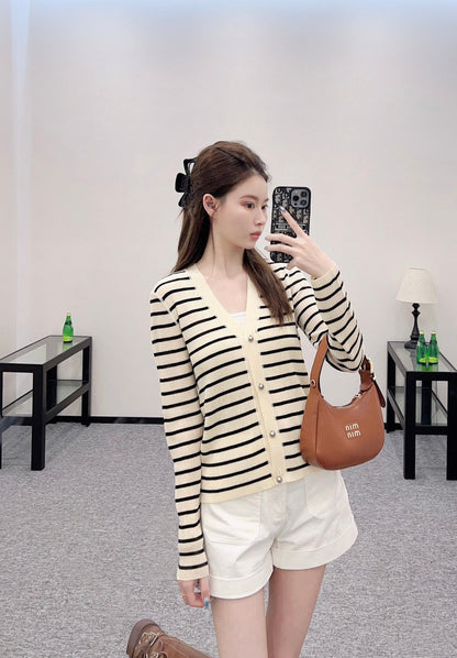 2025 new products Knitted cardigan