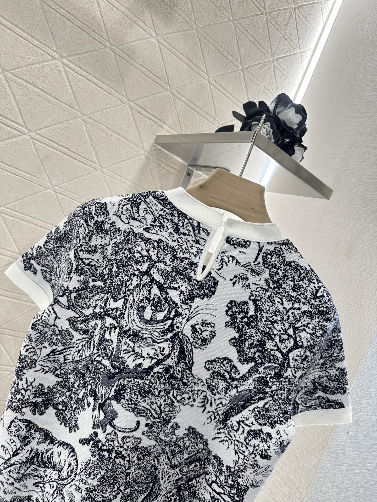 2025 new product Jacquard knitted short sleeves