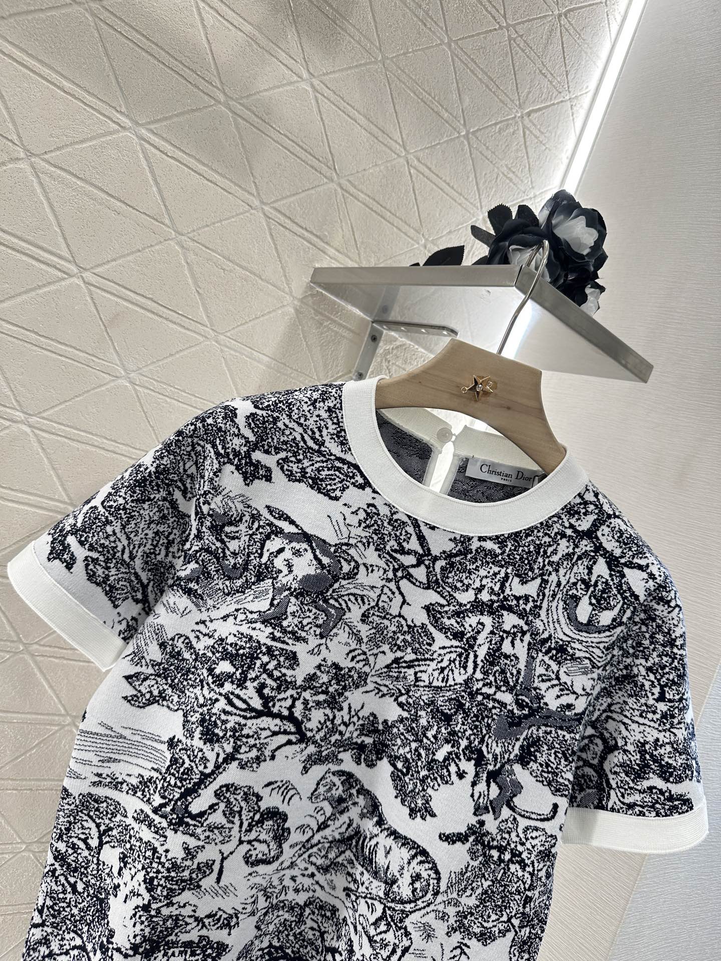 2025 new product Jacquard knitted short sleeves
