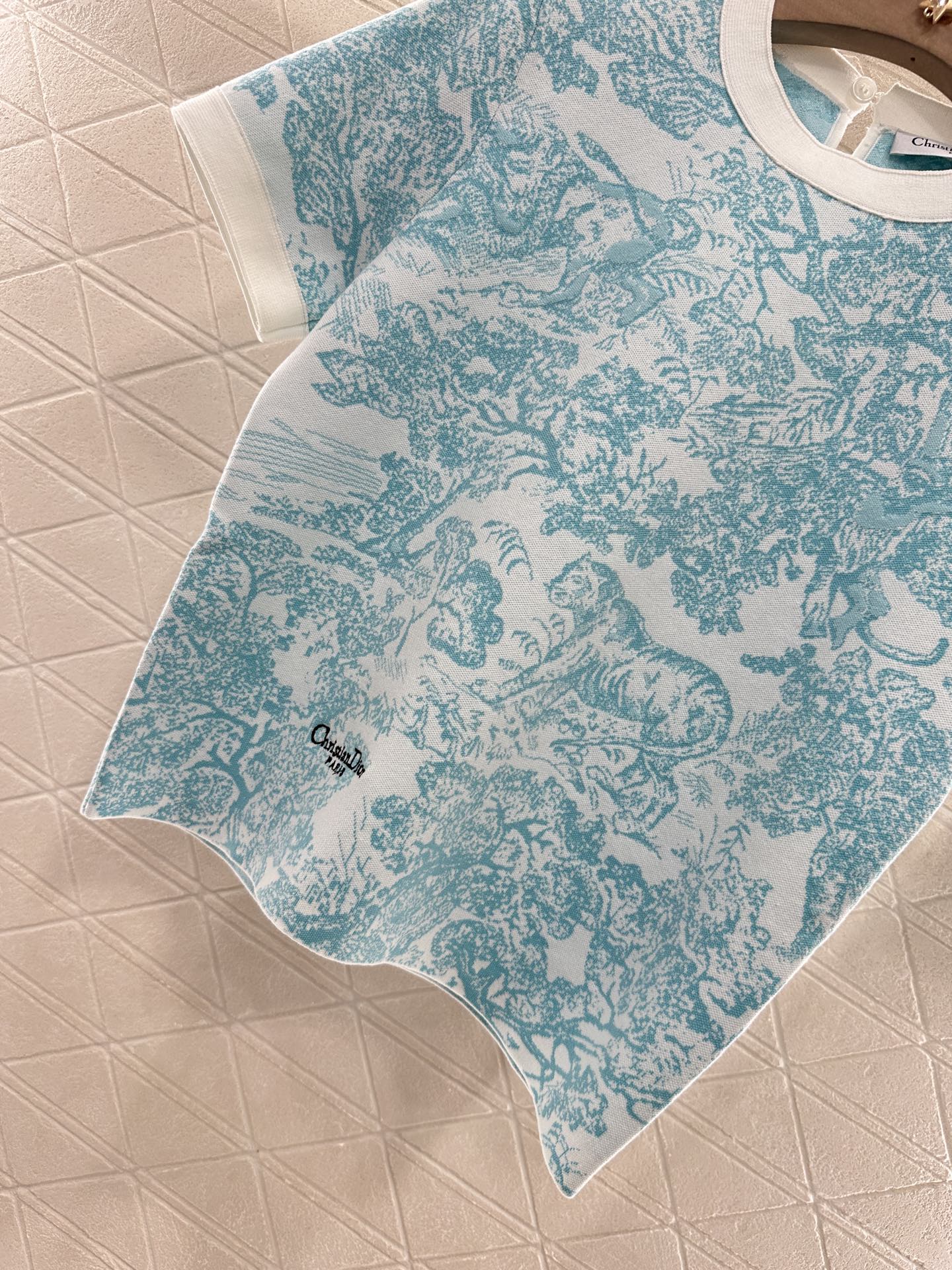 2025 new product Jacquard knitted short sleeves