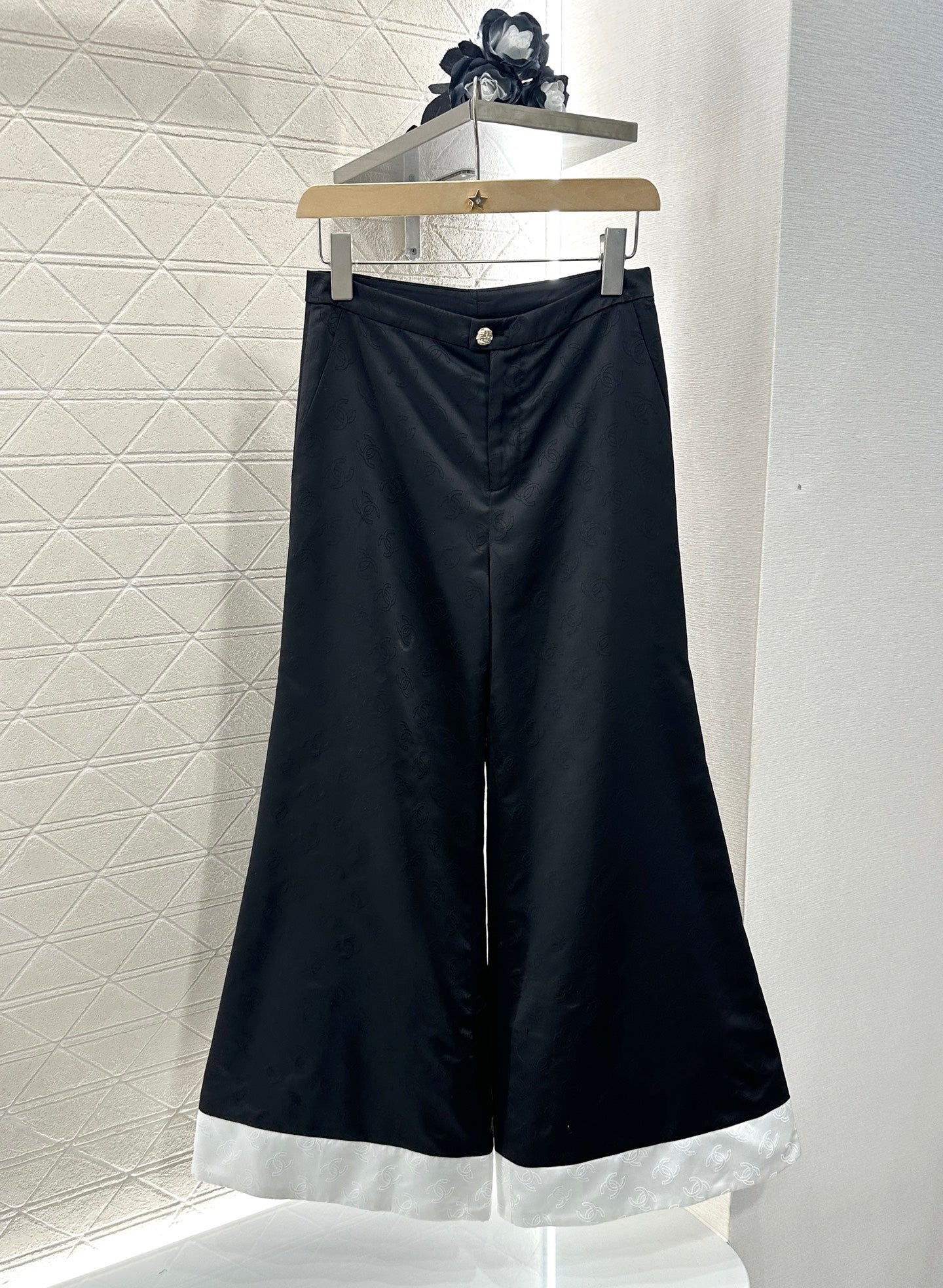 2025 new products Wide-leg flared trousers