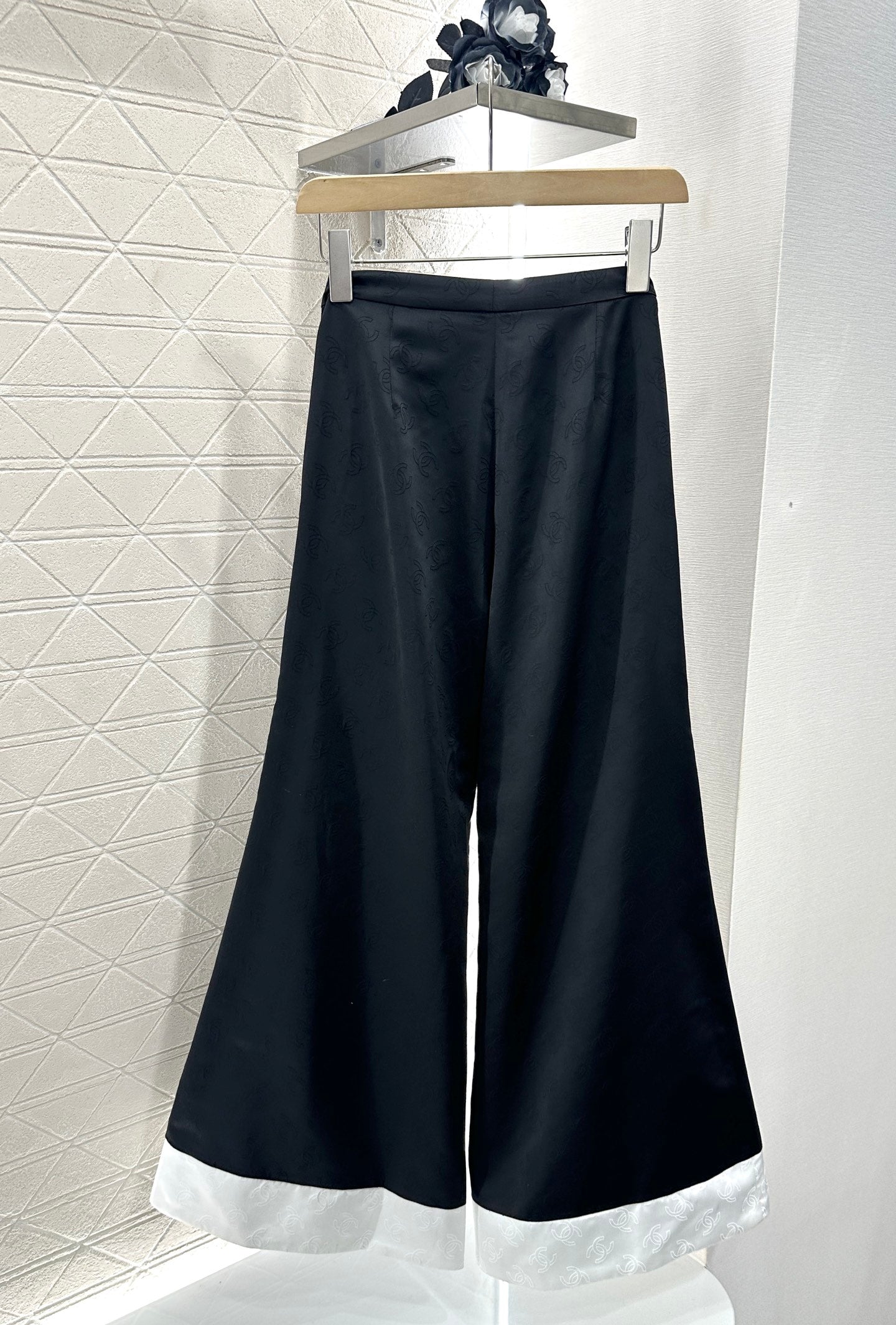 2025 new products Wide-leg flared trousers