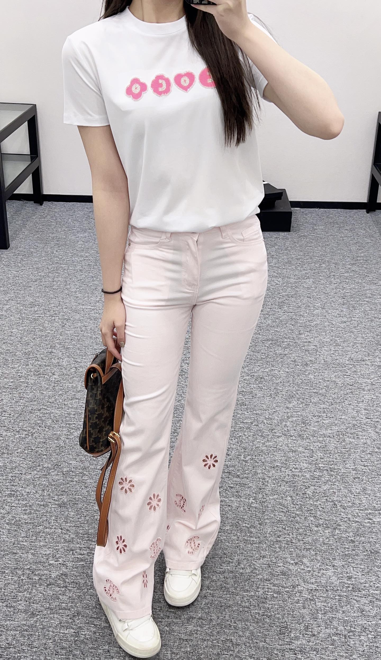 2025 new product Hollow embroidered jeans