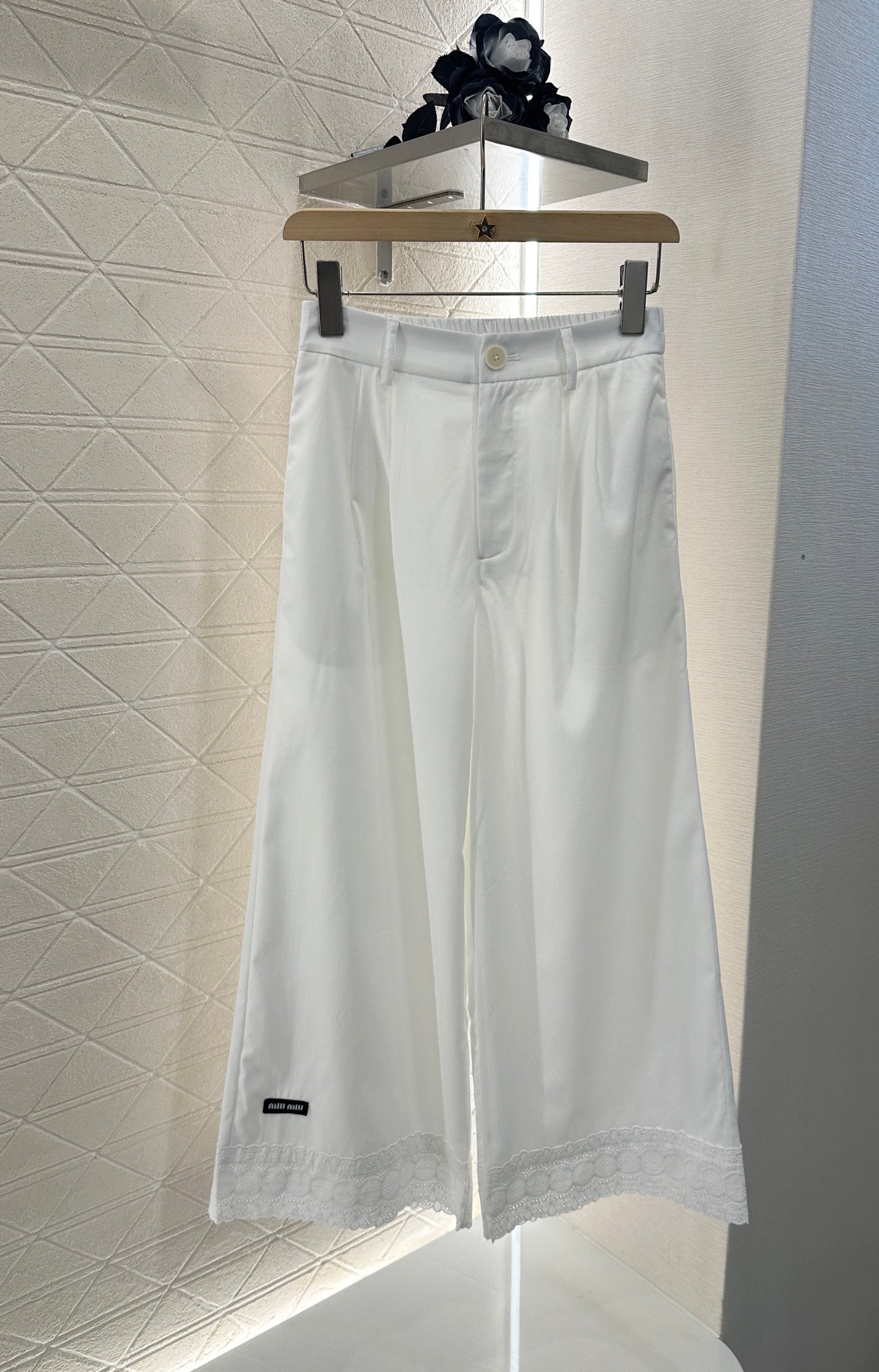 2025 new products Lace cropped pants