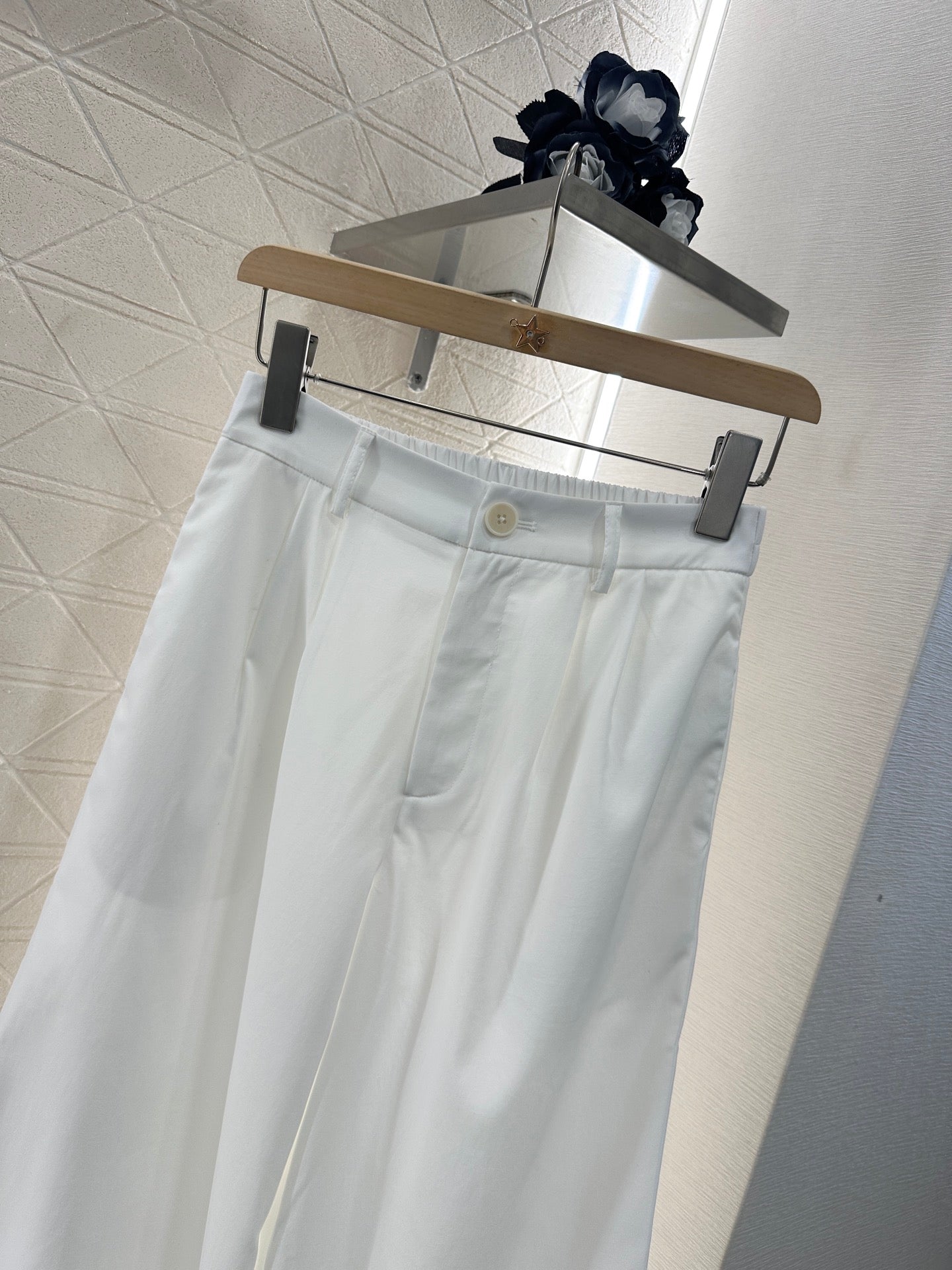 2025 new products Lace cropped pants