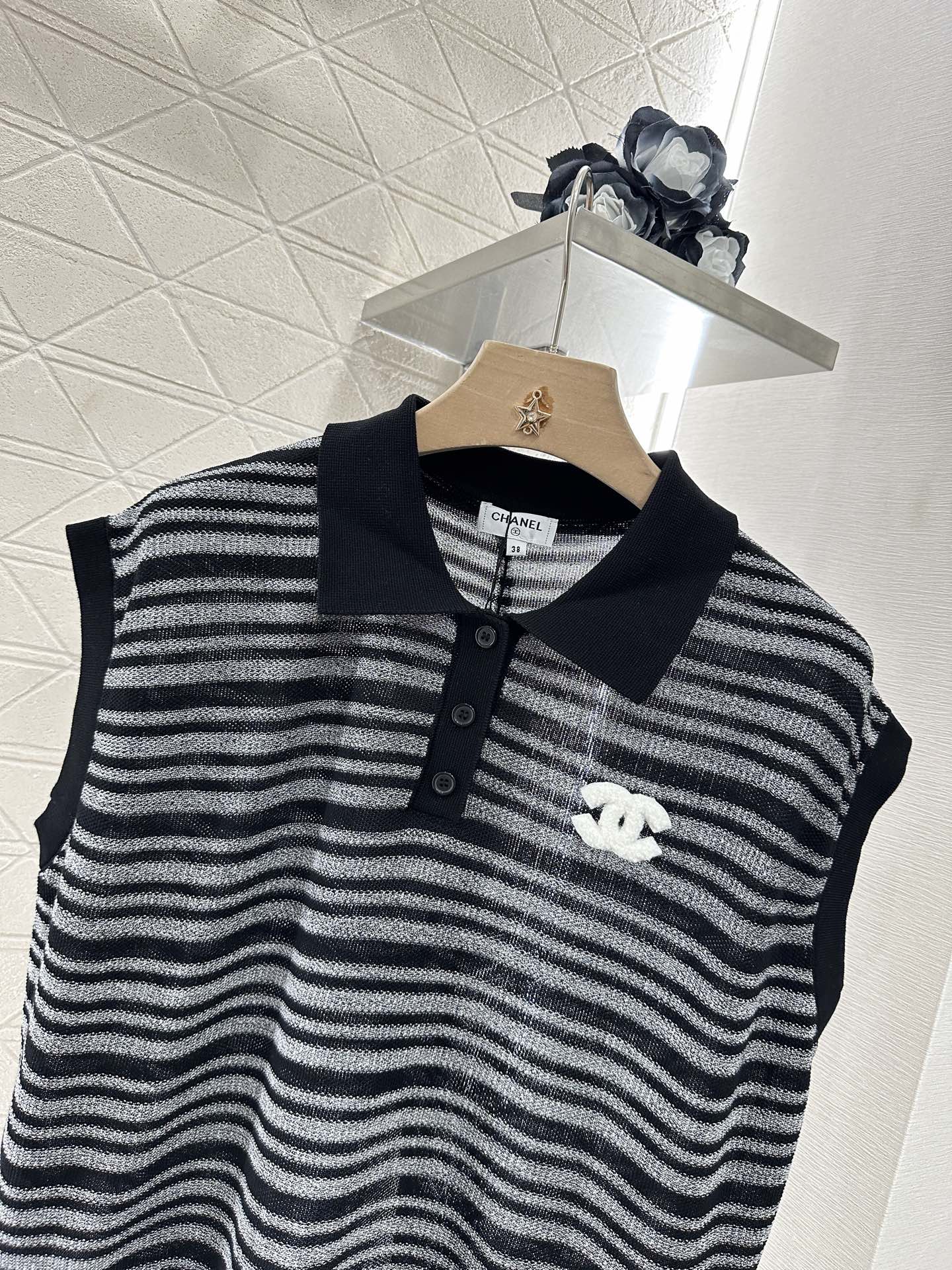 2025 new product Knitted sleeveless vest