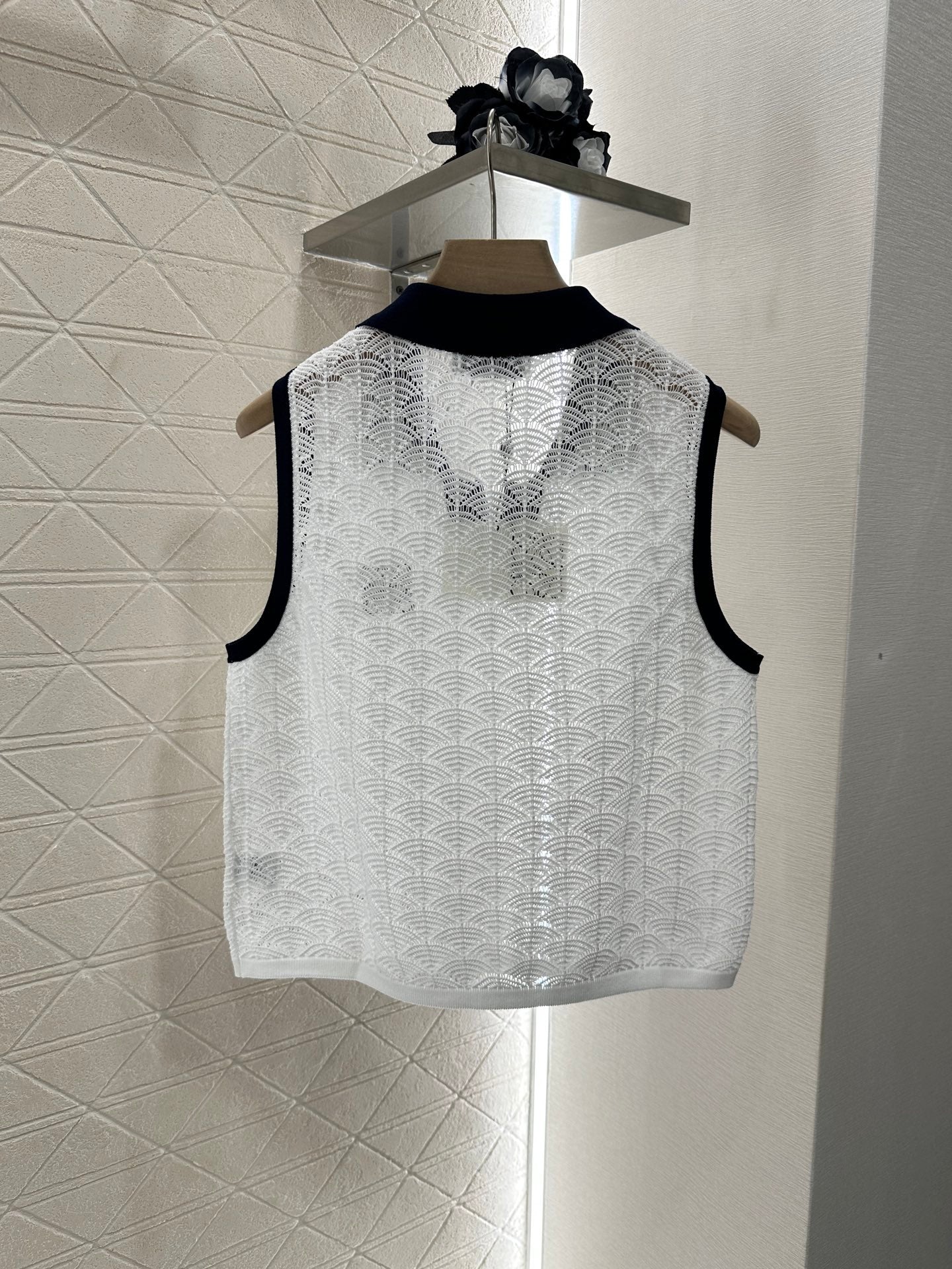2025 new product Hollow knitted vest