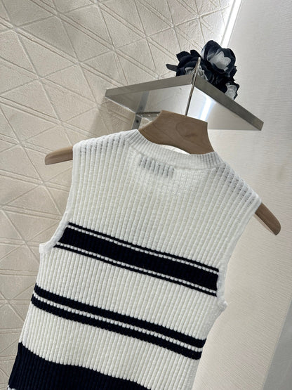 2025 new product Striped knitted vest