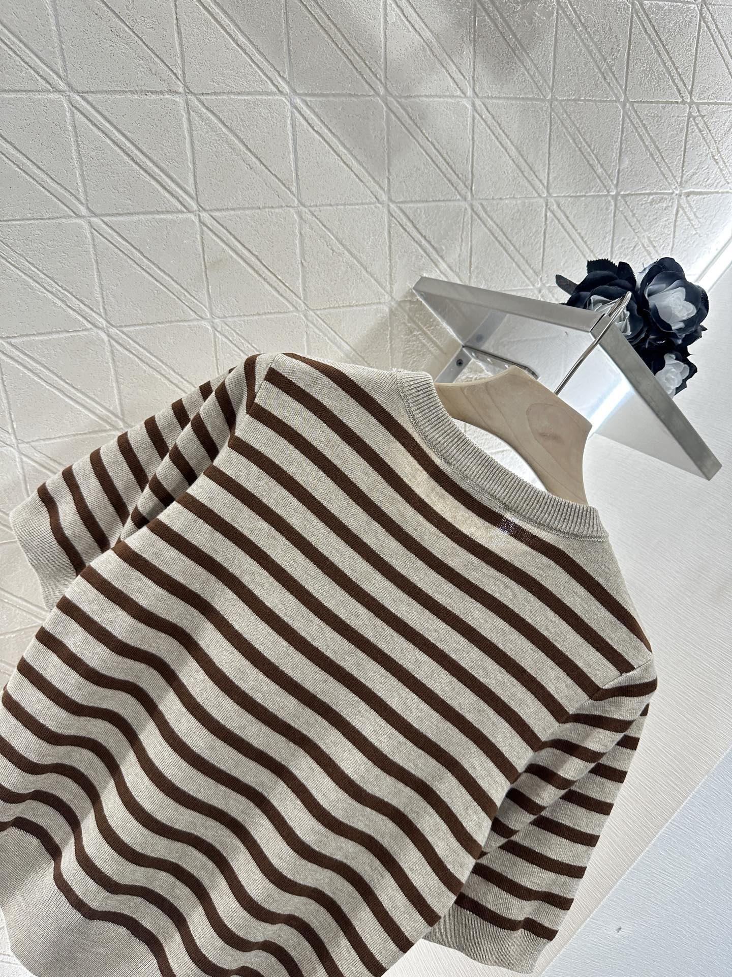 2025 new products Knitted short sleeves