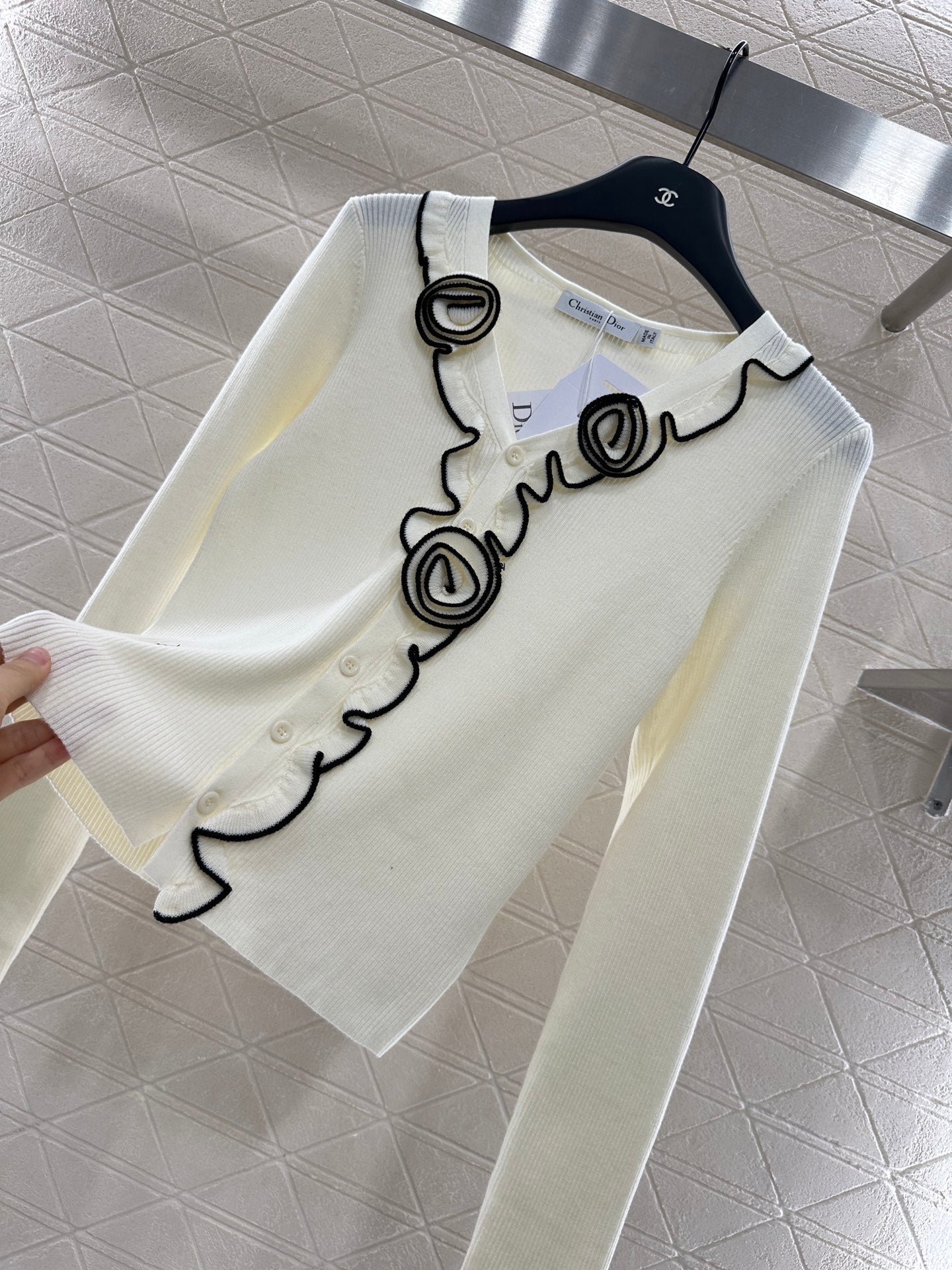 25 new product Flower knitted cardigan