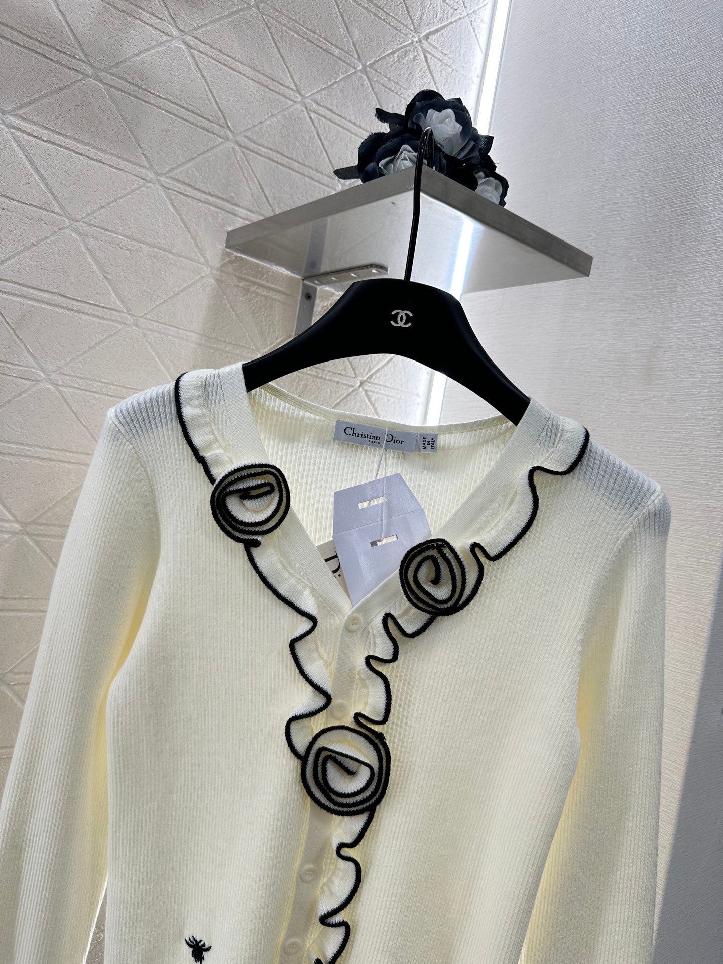 25 new product Flower knitted cardigan