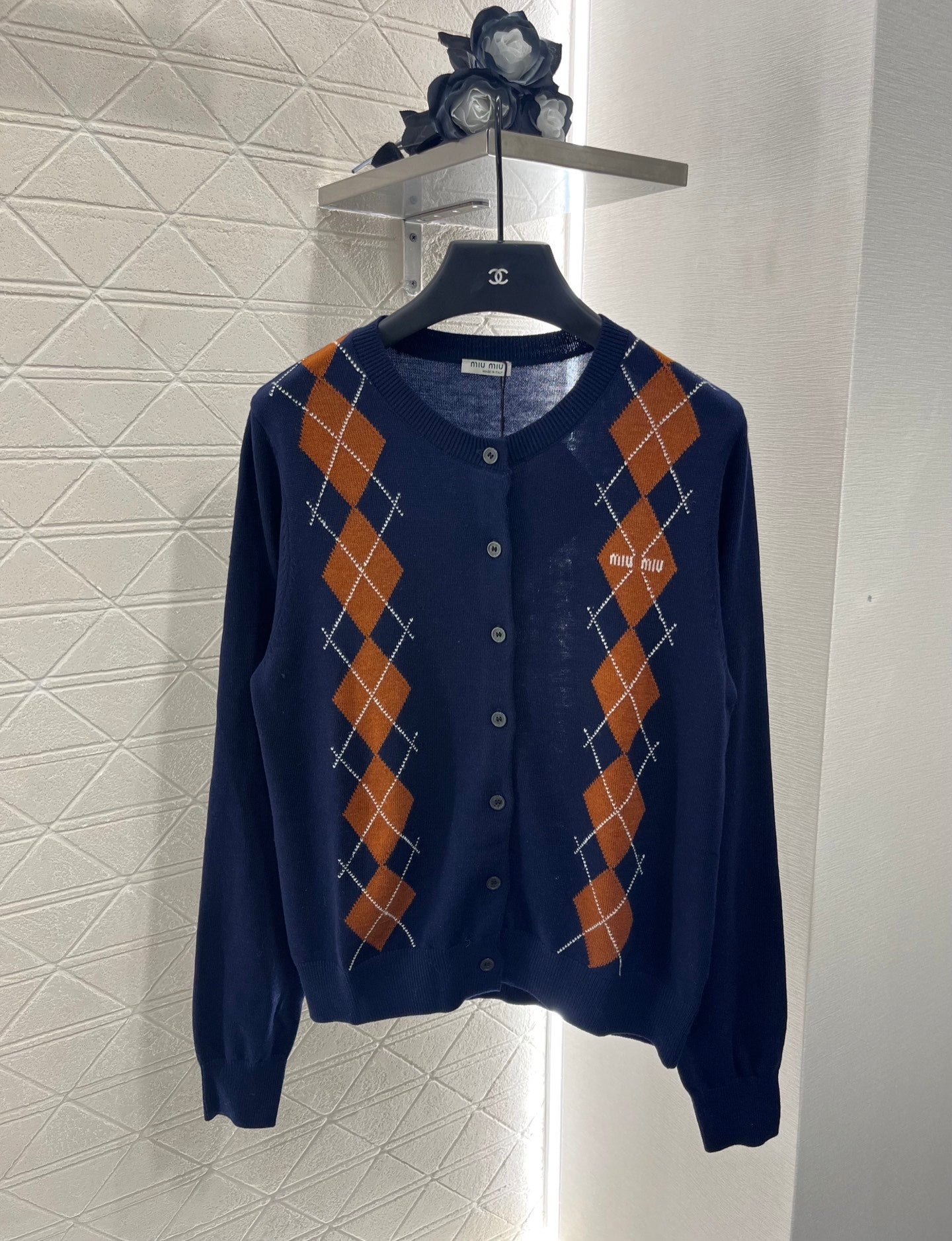 25 new product Diamond knitted cardigan