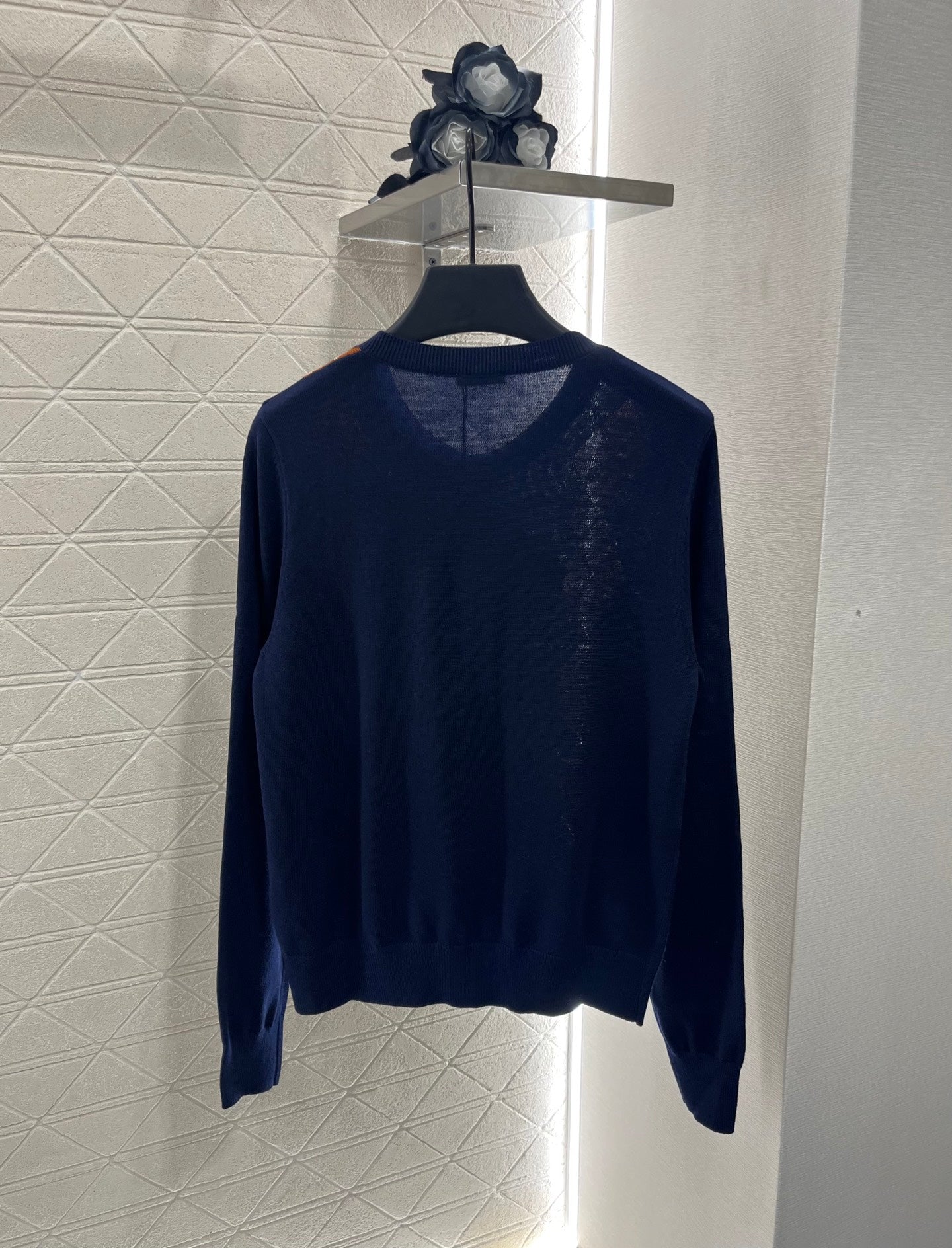 25 new product Diamond knitted cardigan