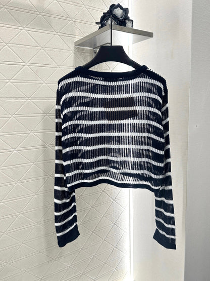 25 new product Knitted long-sleeved top
