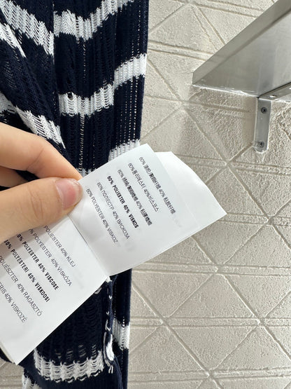 25 new product Knitted long-sleeved top