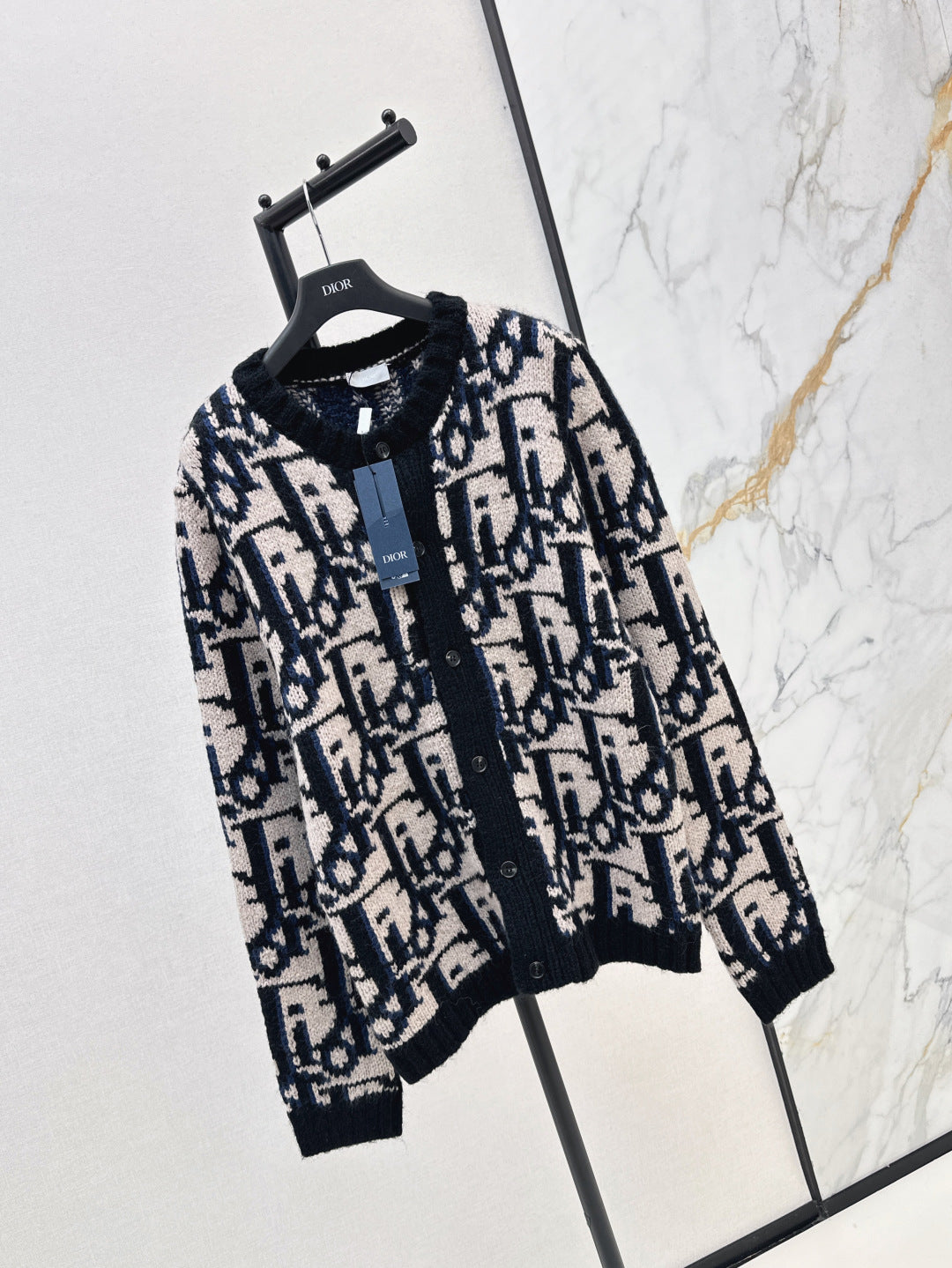 25fw jacquard cardigan