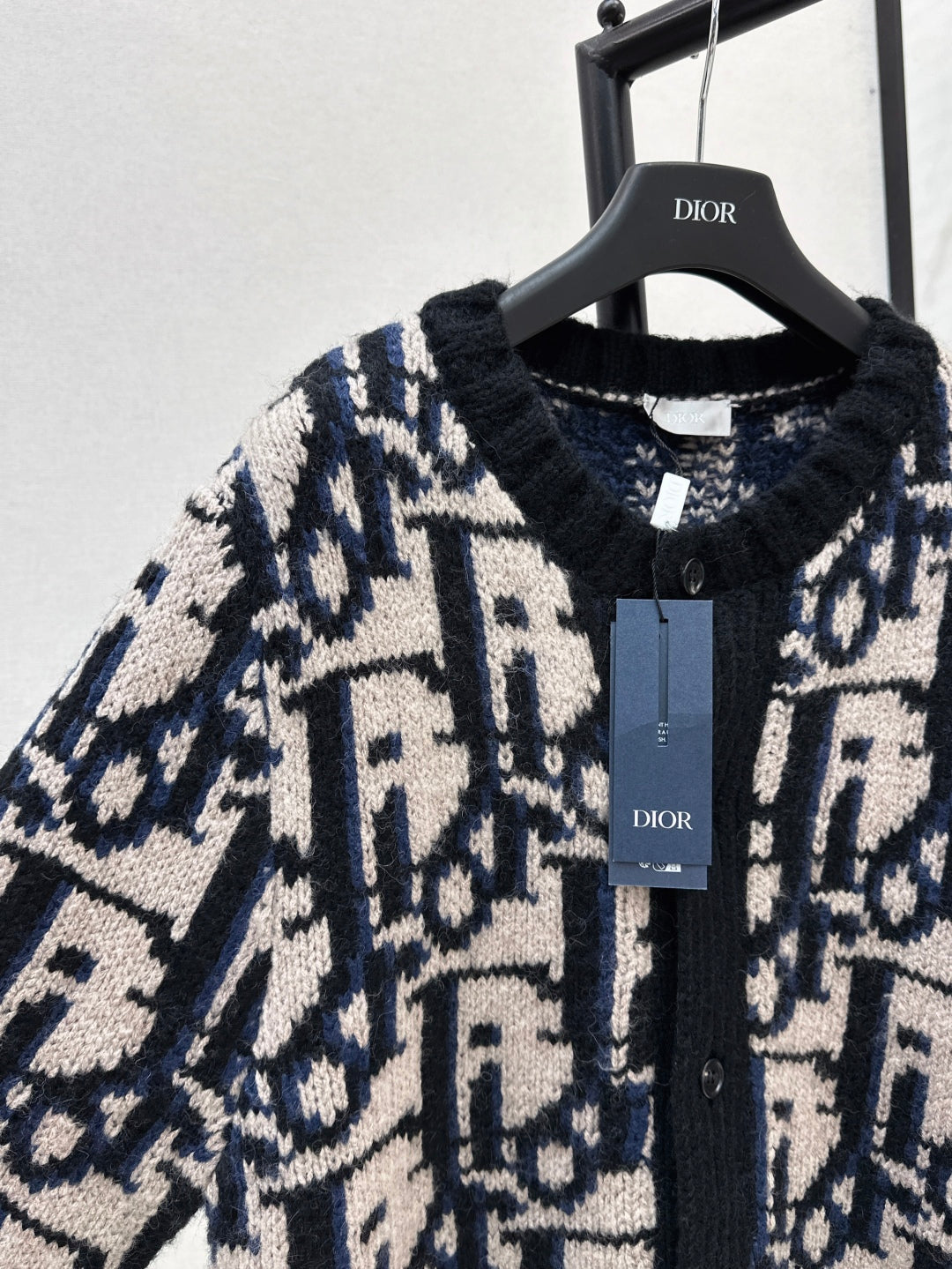 25fw jacquard cardigan