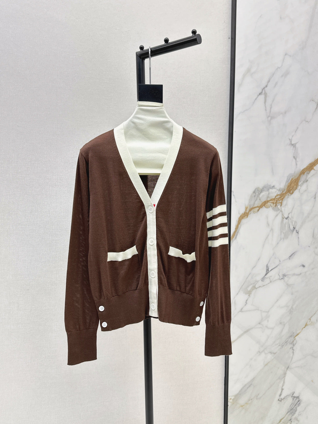 25fw knitted cardigan