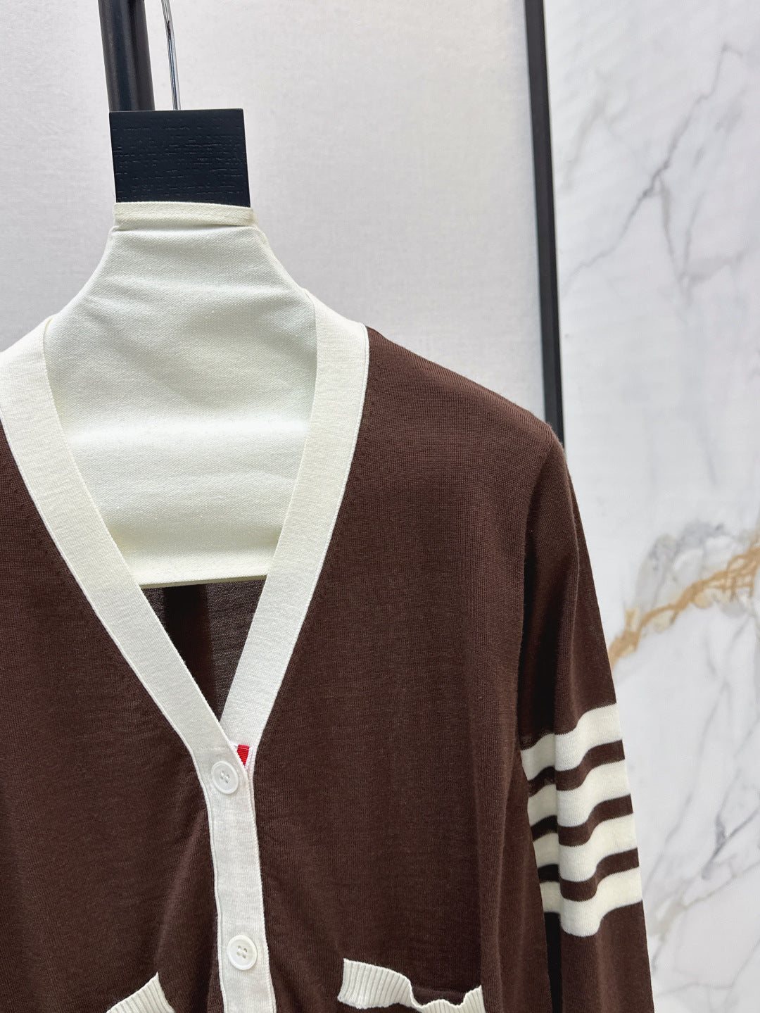 25fw knitted cardigan