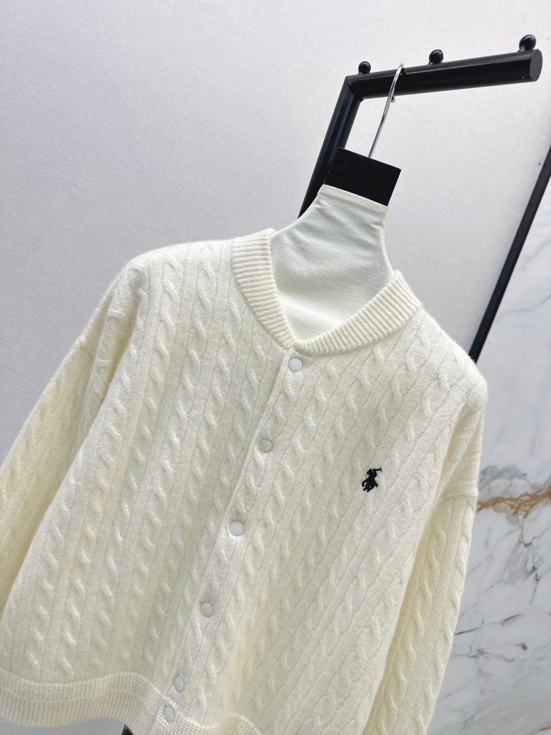 25fw knitted cardigan