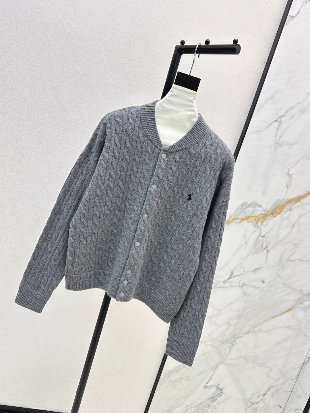 25fw knitted cardigan