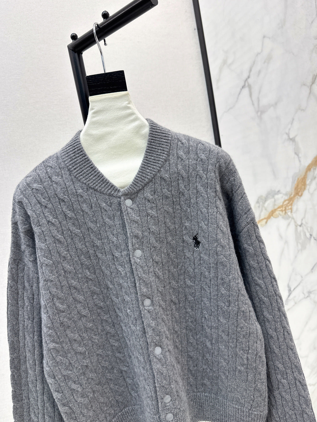 25fw knitted cardigan