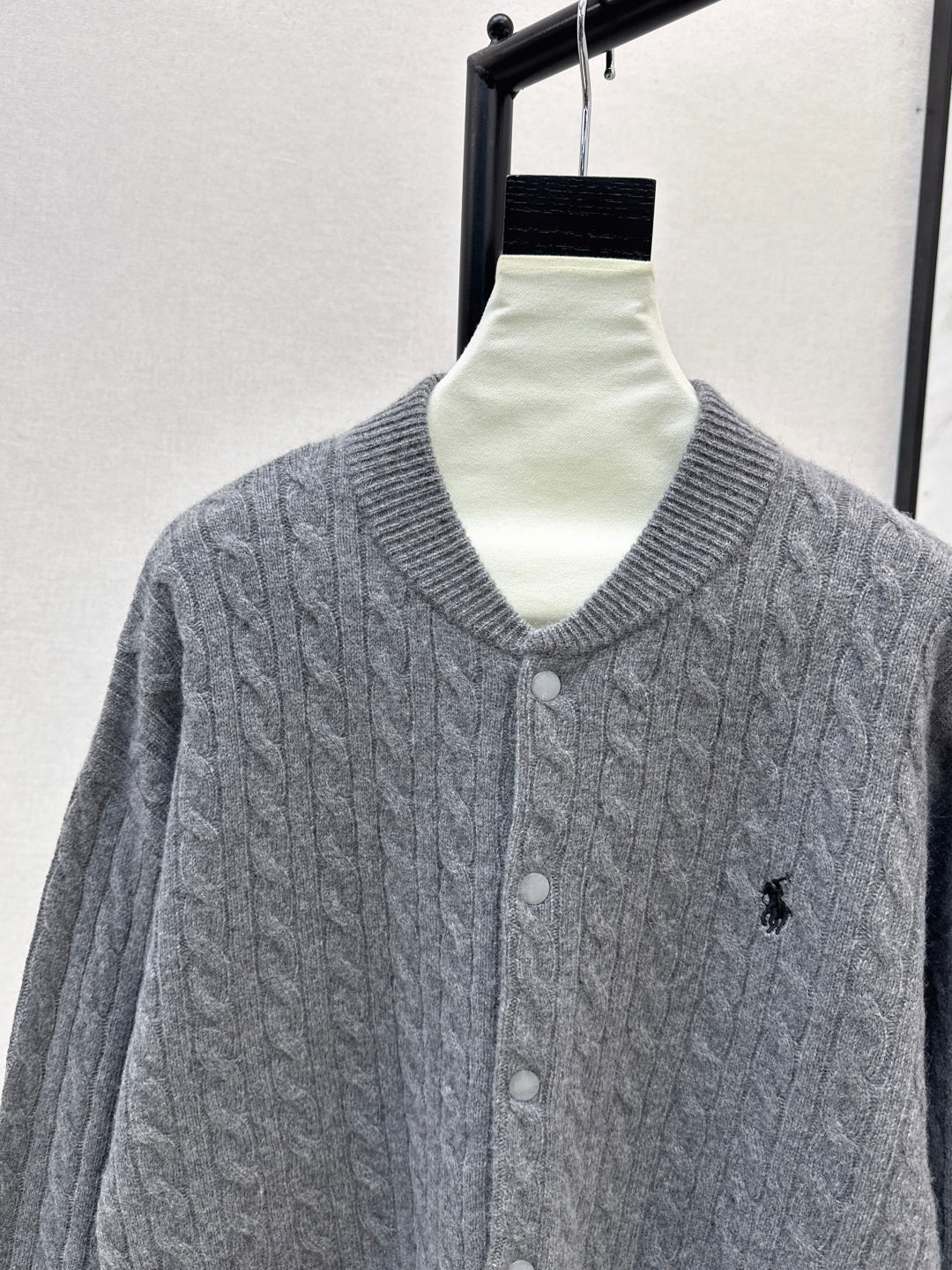 25fw knitted cardigan