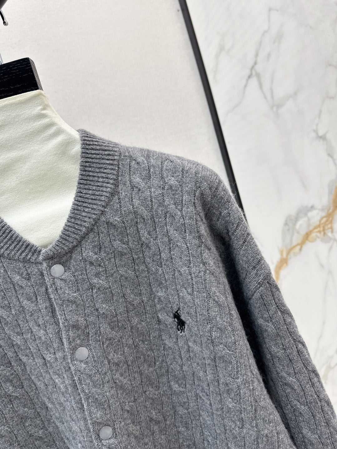 25fw knitted cardigan