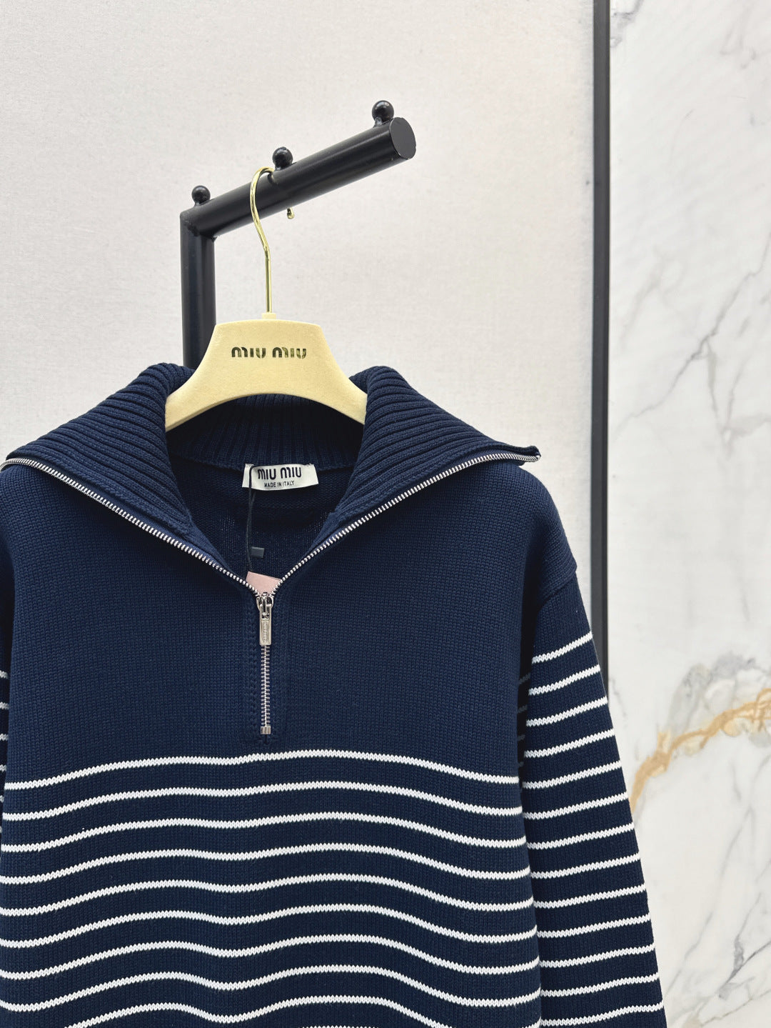 25fw knitted sweater