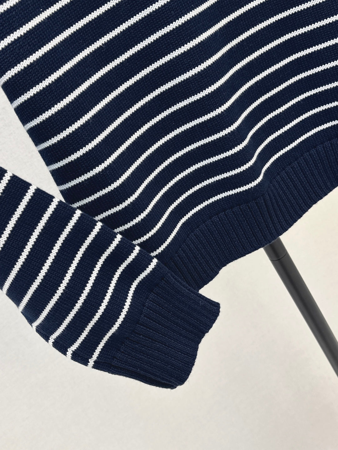 25fw knitted sweater