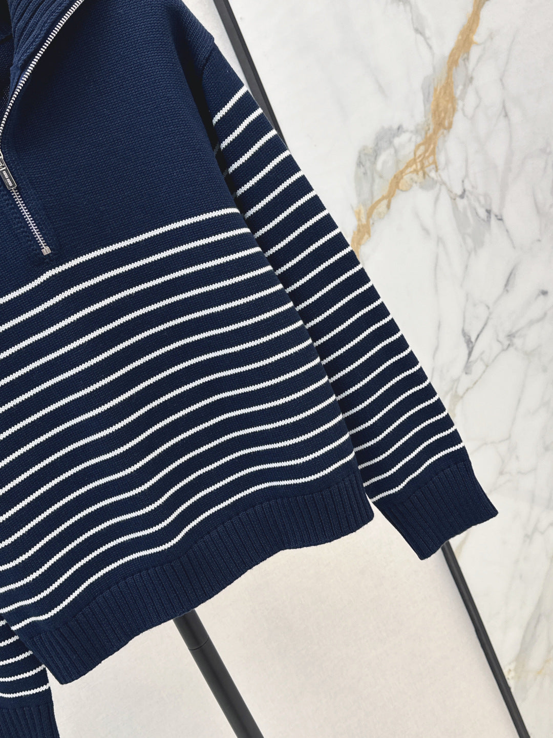 25fw knitted sweater