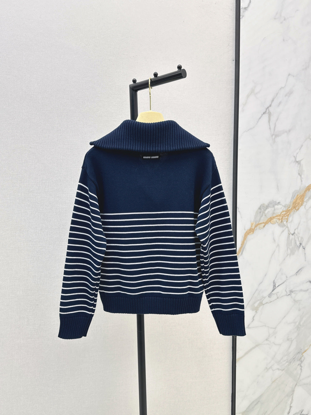 25fw knitted sweater