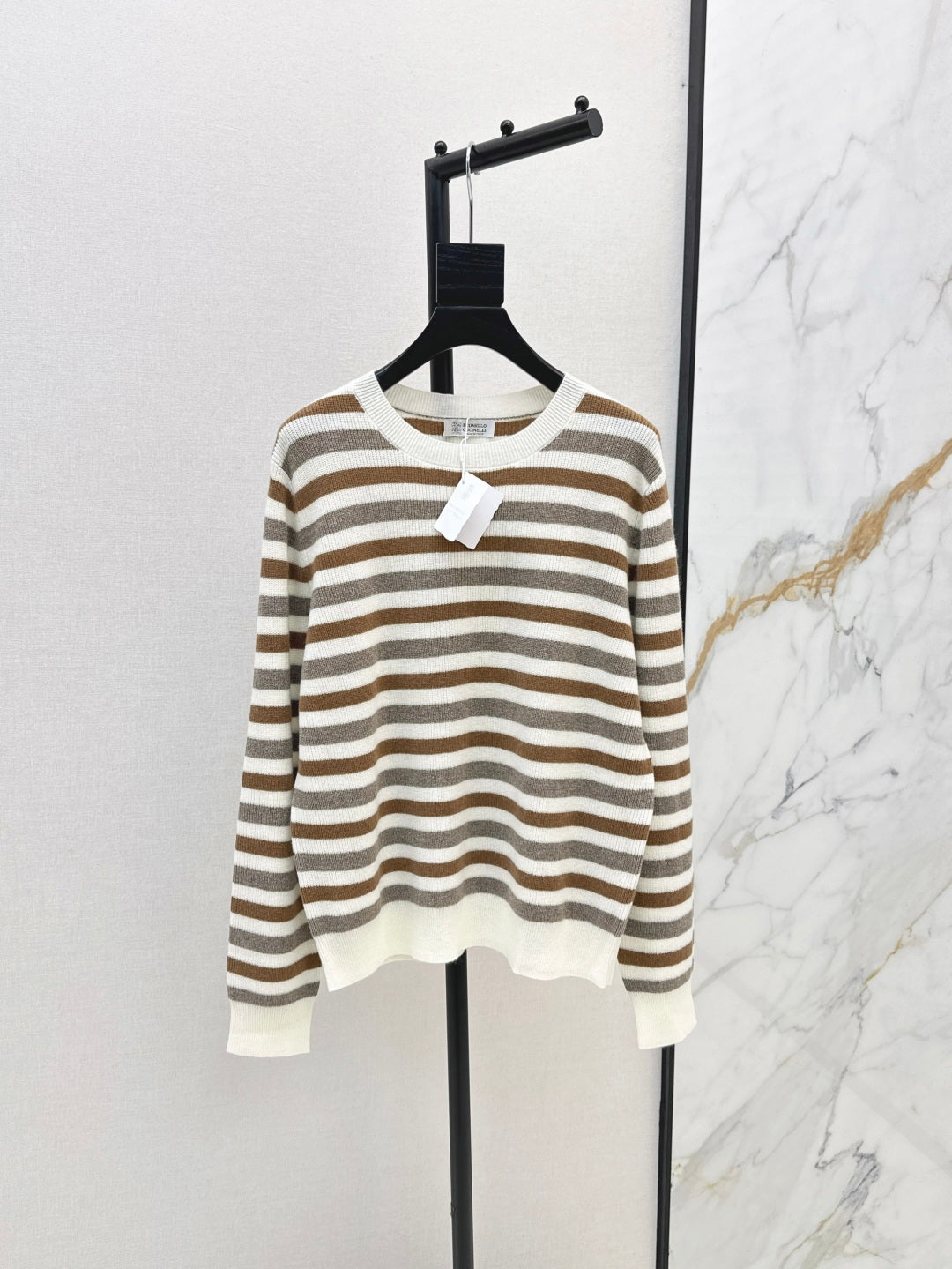 25fw knitted sweater