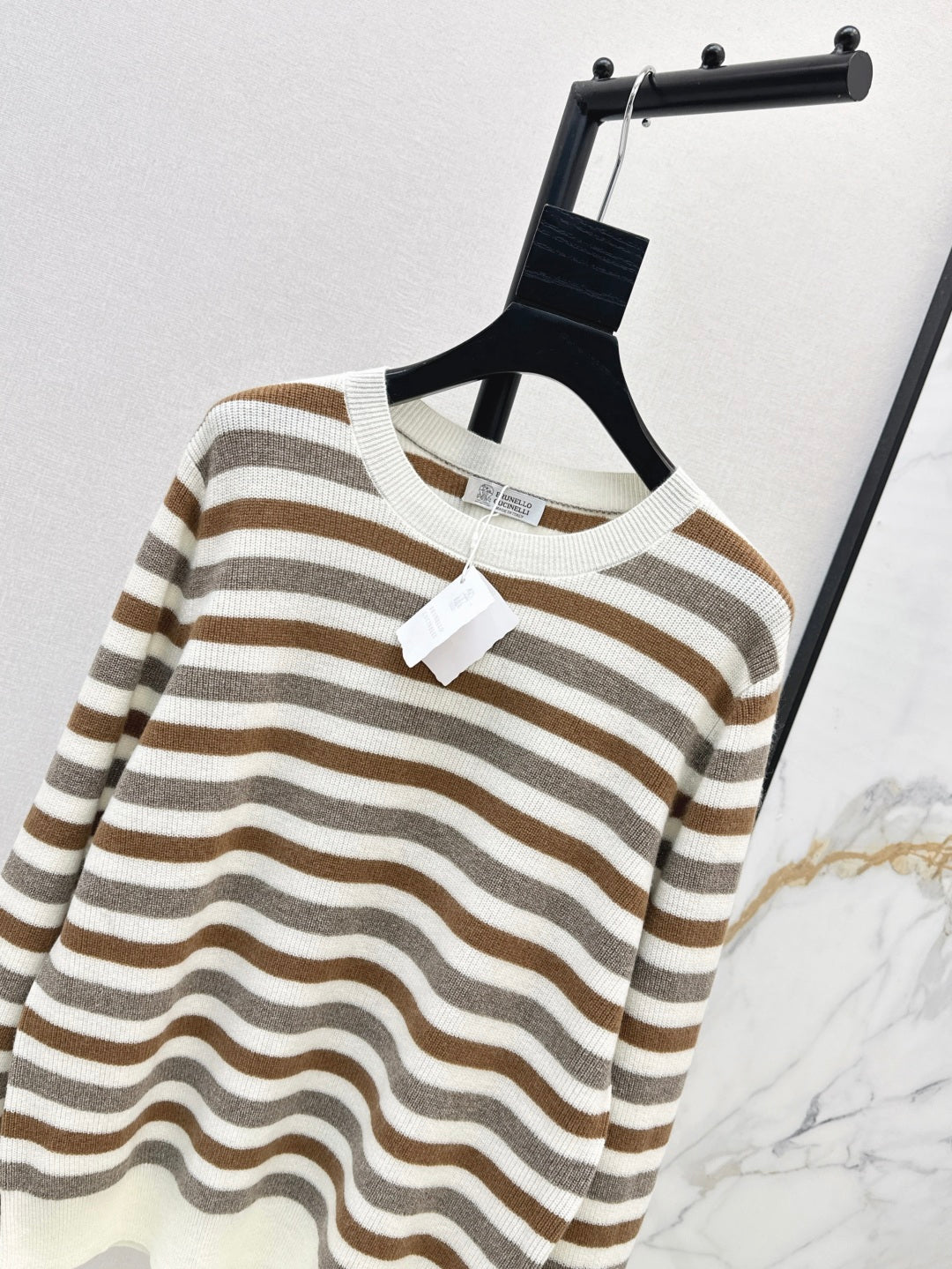 25fw knitted sweater