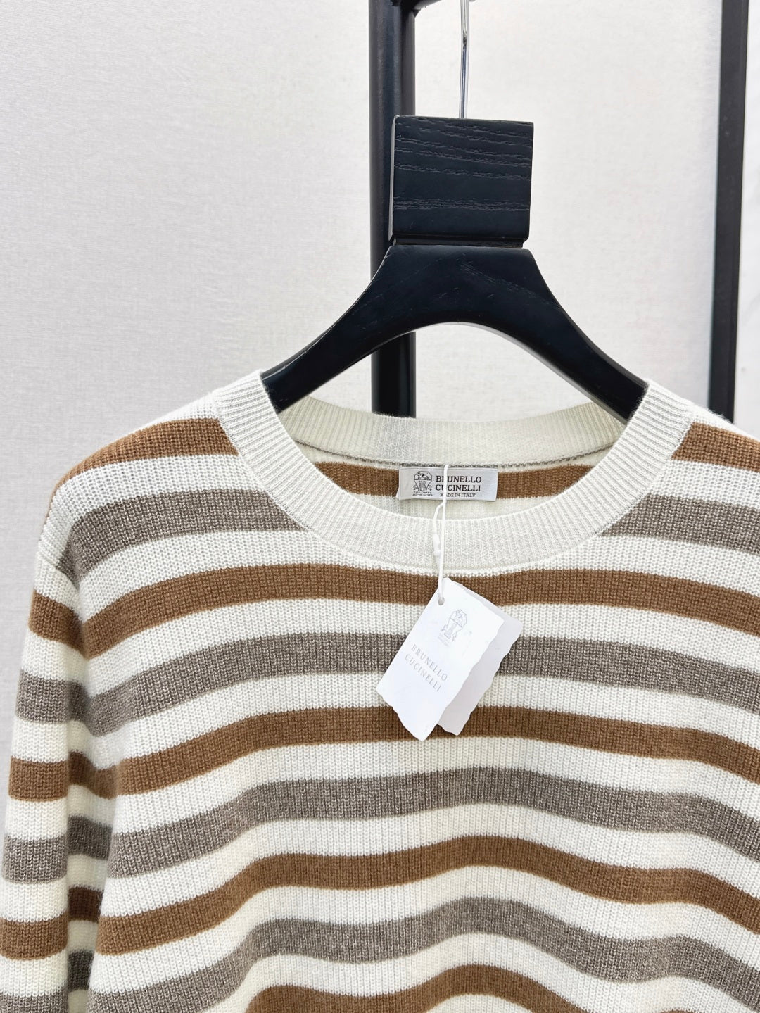 25fw knitted sweater