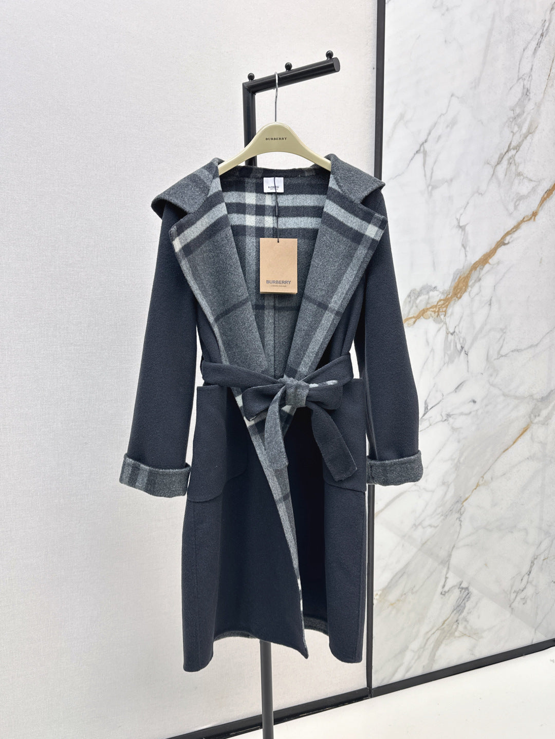 25fw reversible coat