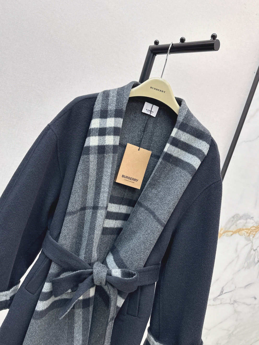 25fw reversible coat