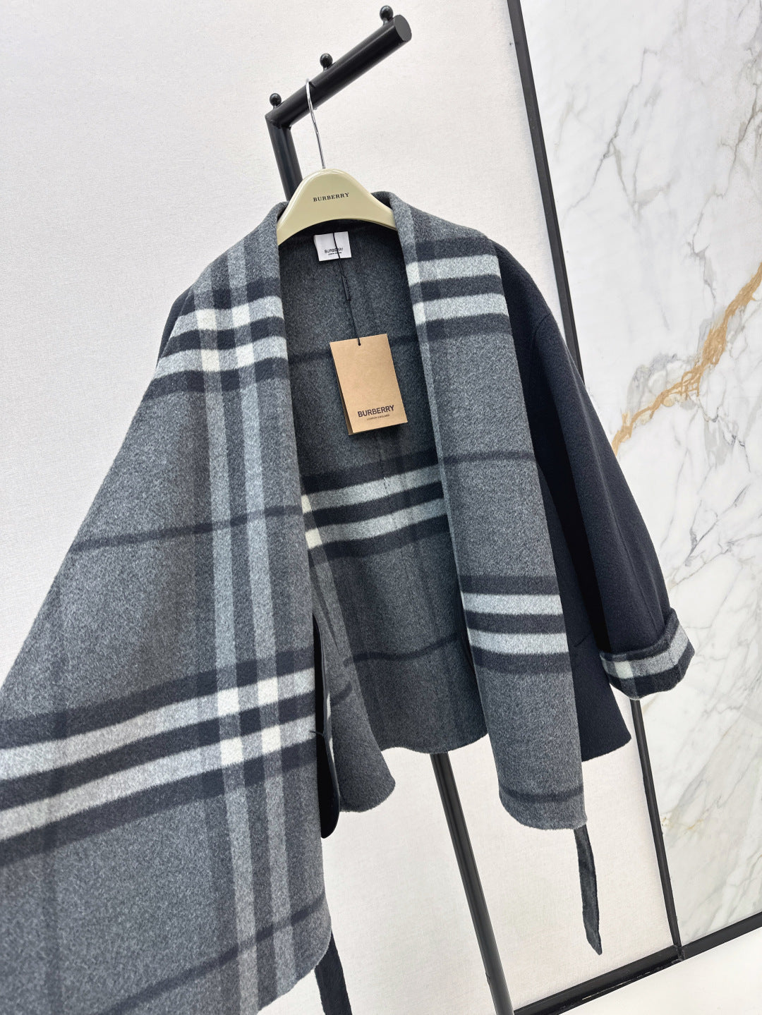 25fw reversible coat