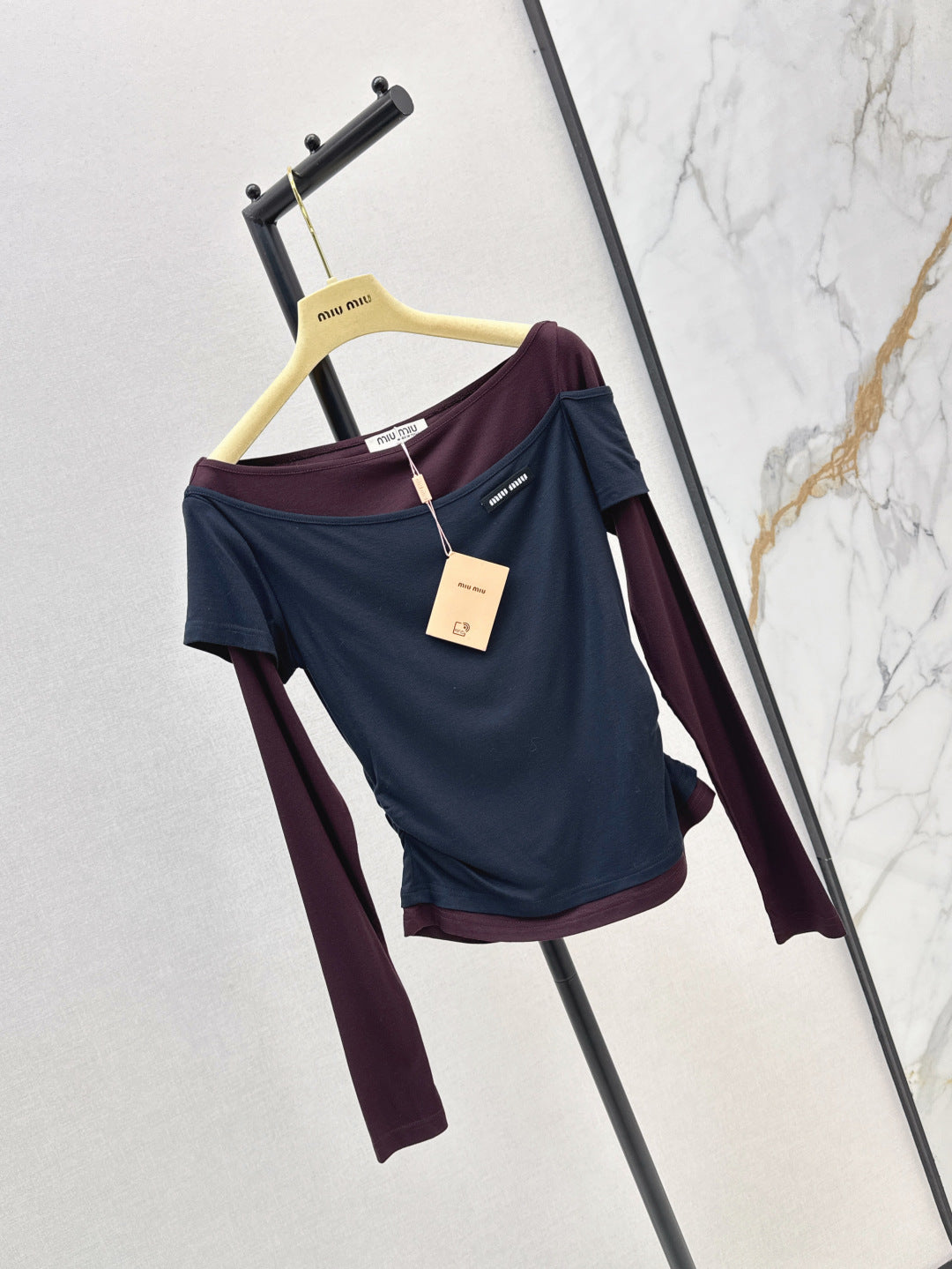 25fw off-shoulder shirt